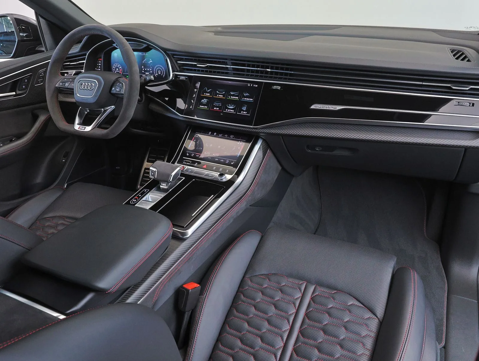2020 Audi RS Q8, 17/24