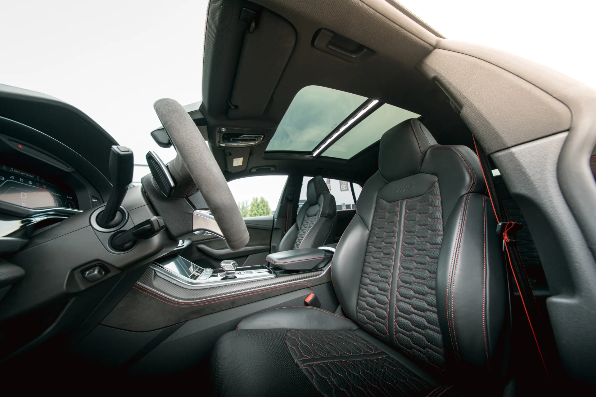 2020 Audi RS Q8, 5/30