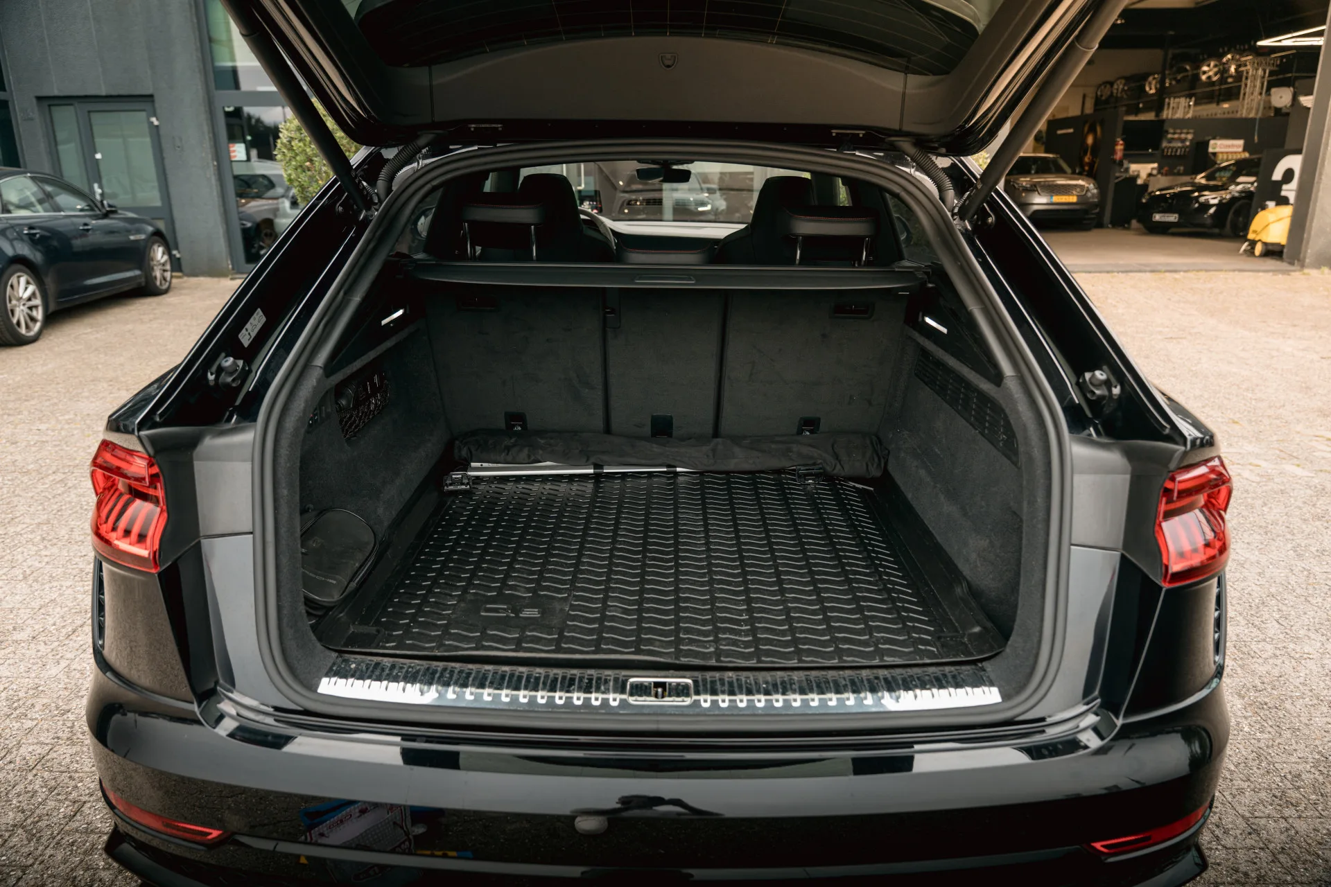 2020 Audi RS Q8, 30/30