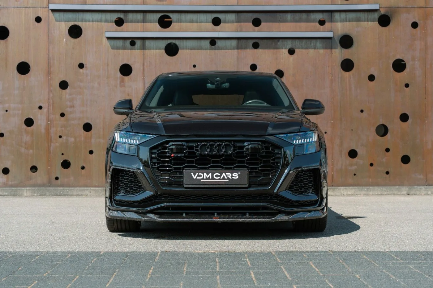 2020 Audi RS Q8 offered by a supercar dealer in Gronau, Germany, photo 2 of 25