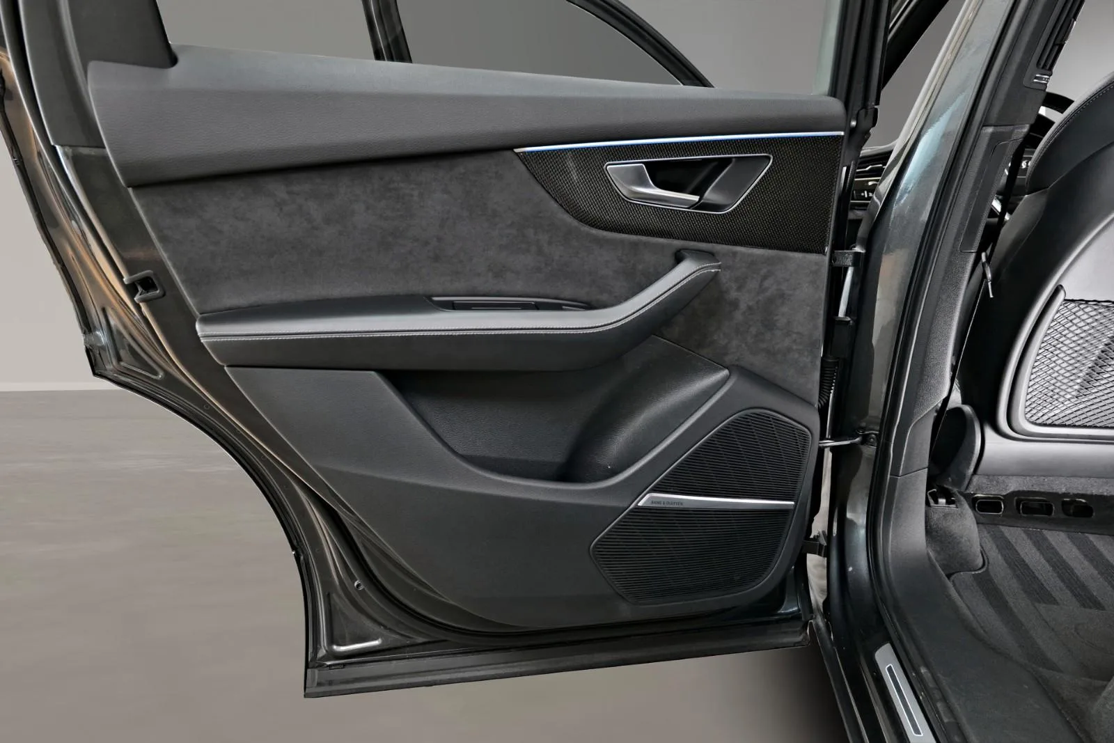 2020 Audi SQ7, 20/25