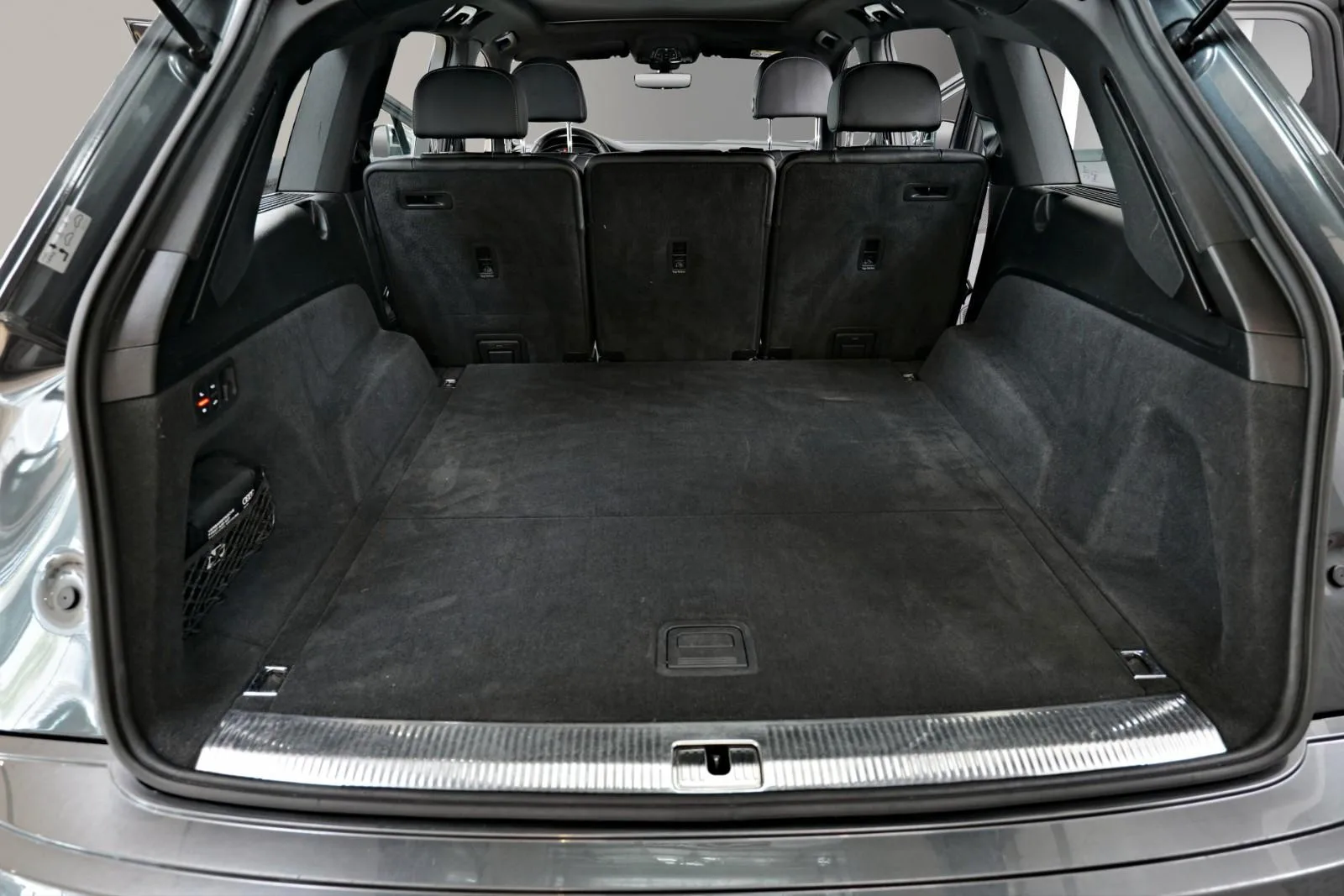 2020 Audi SQ7, 23/25