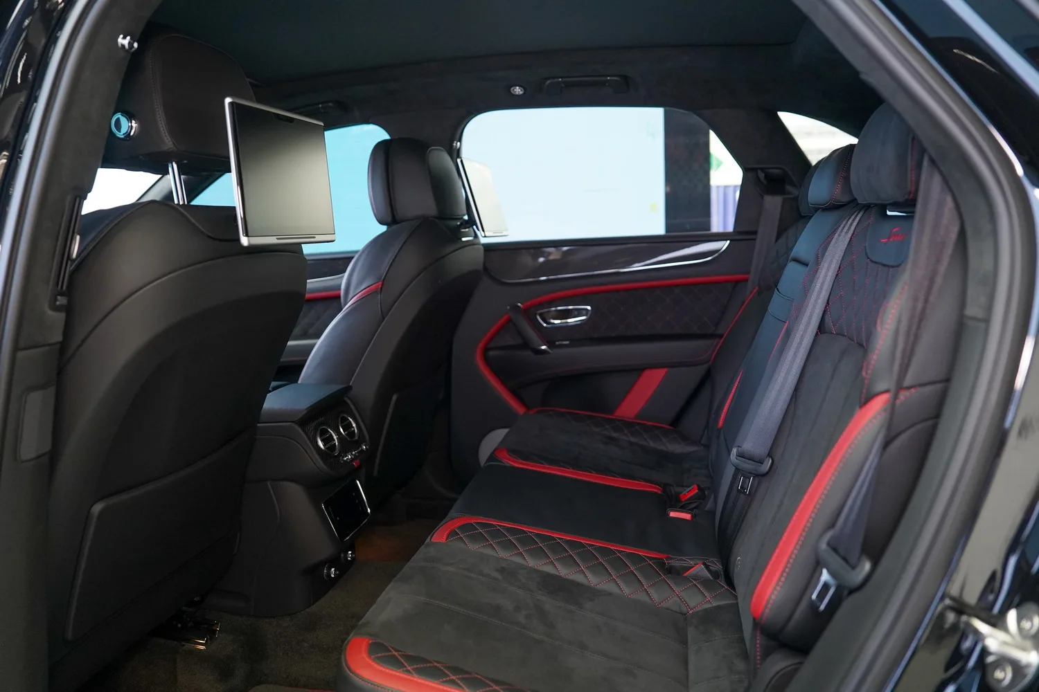 2020 Bentley Bentayga Speed, 10/16