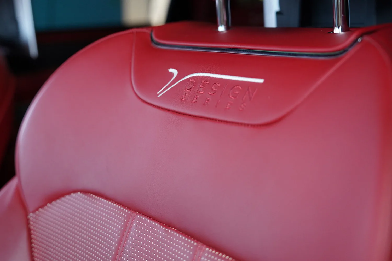 2020 Bentley Bentayga V8 Design Series, 6/16