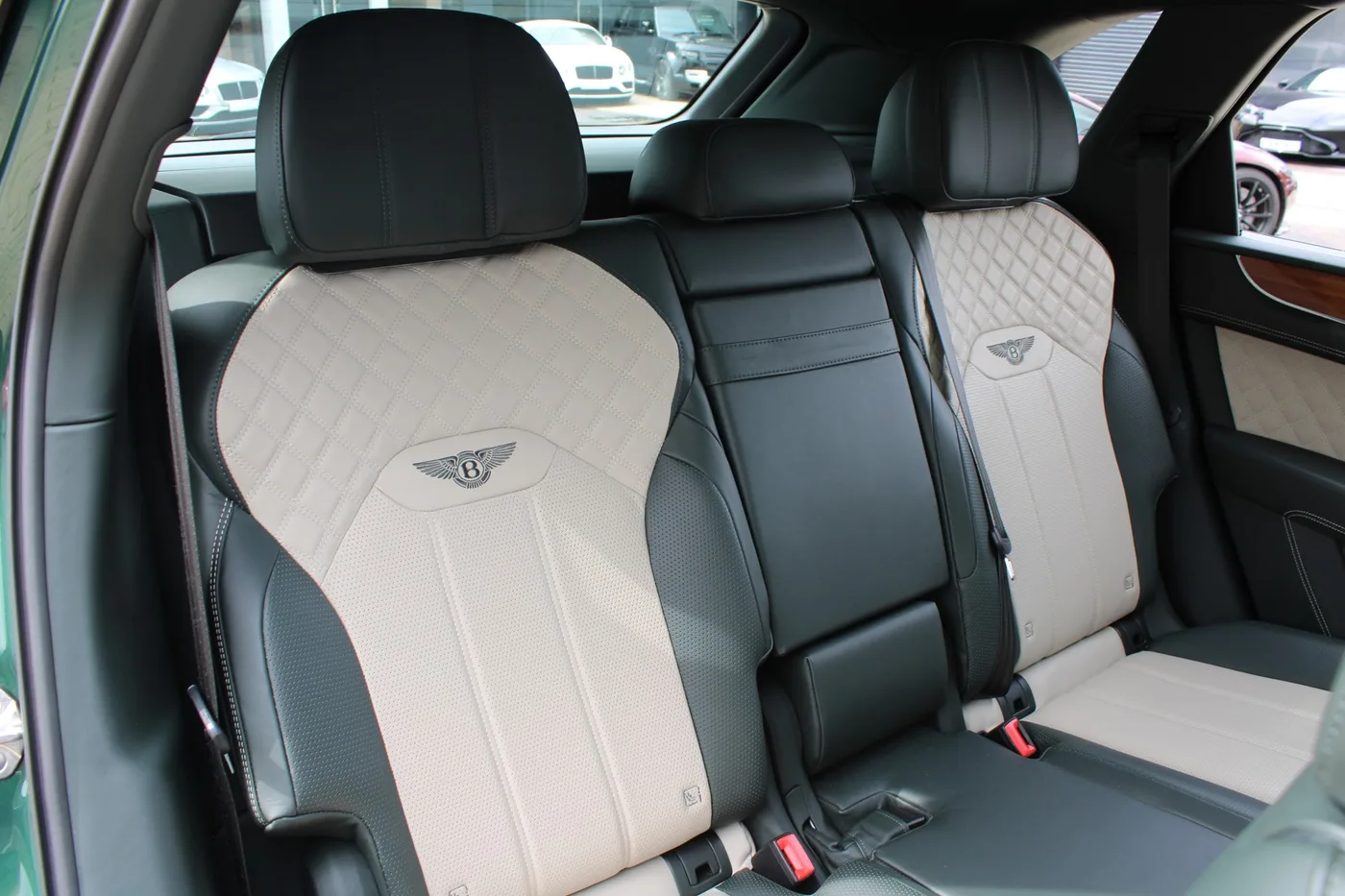 2020 Bentley Bentayga V8 angeboten von einer Vertragshändlergruppe in Cheltenham, Vereinigtes Königreich, Foto 19 von 25