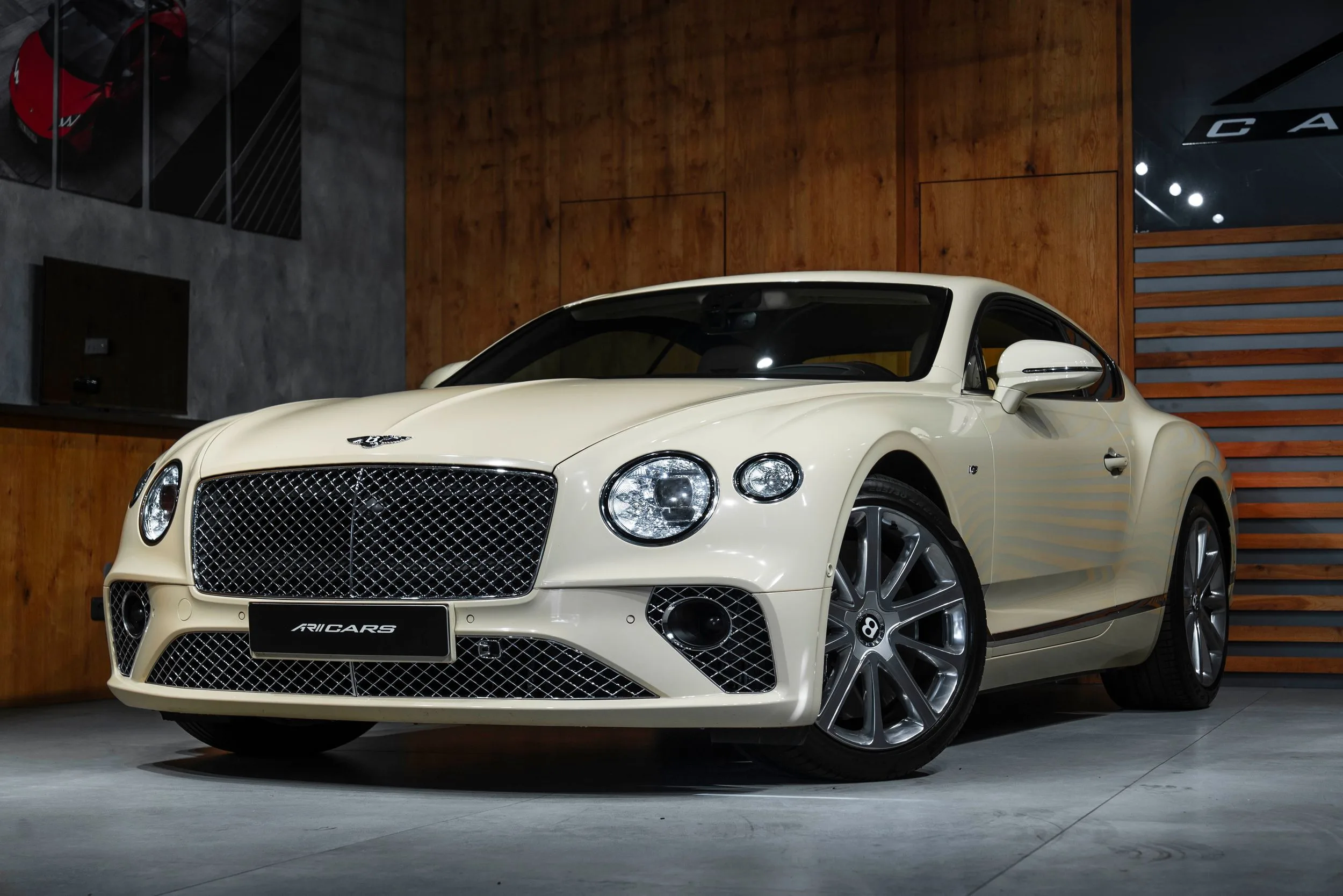 2020 Bentley Continental GT V8, 3/25