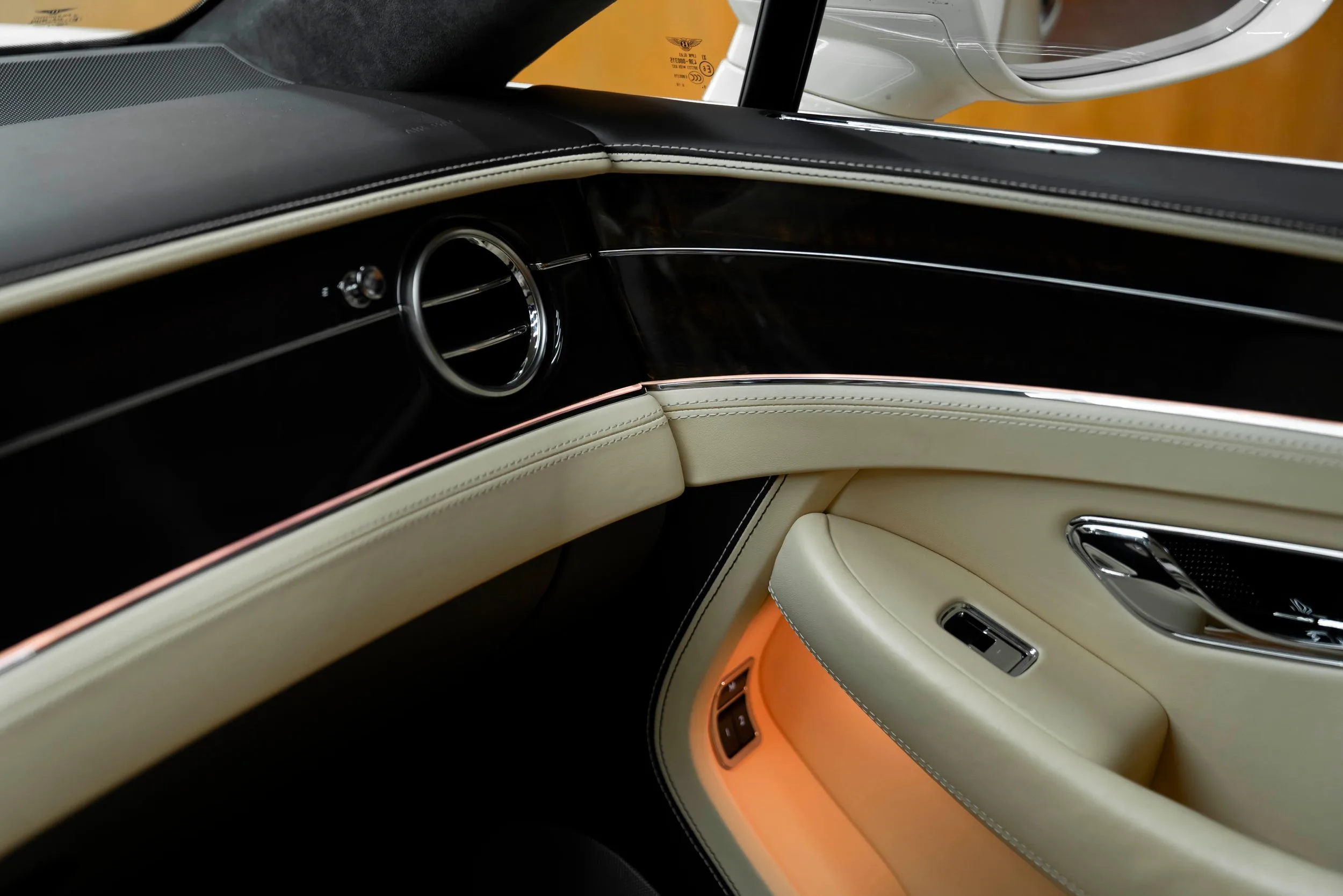 2020 Bentley Continental GT V8, 15/25