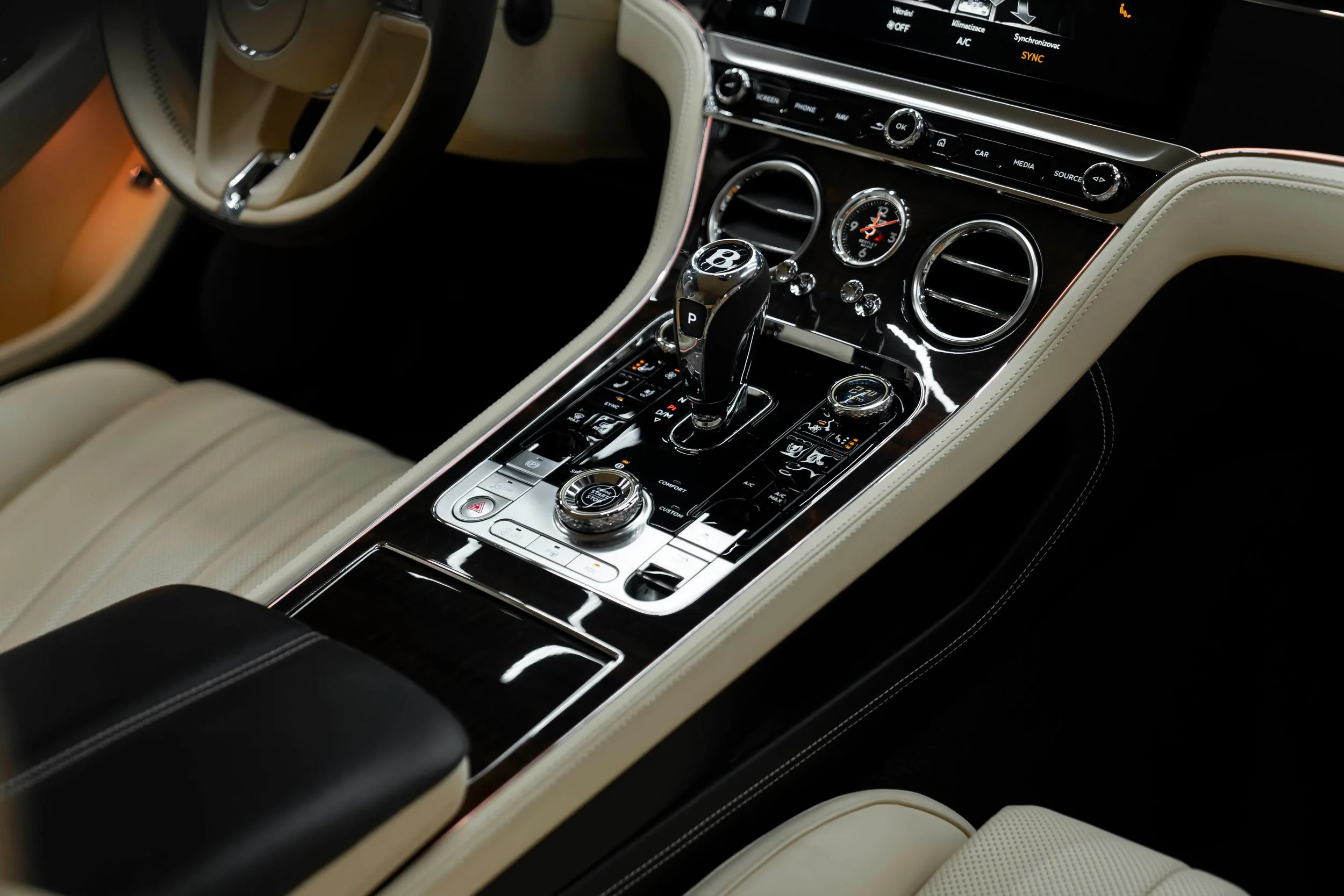 2020 Bentley Continental GT V8, 20/25