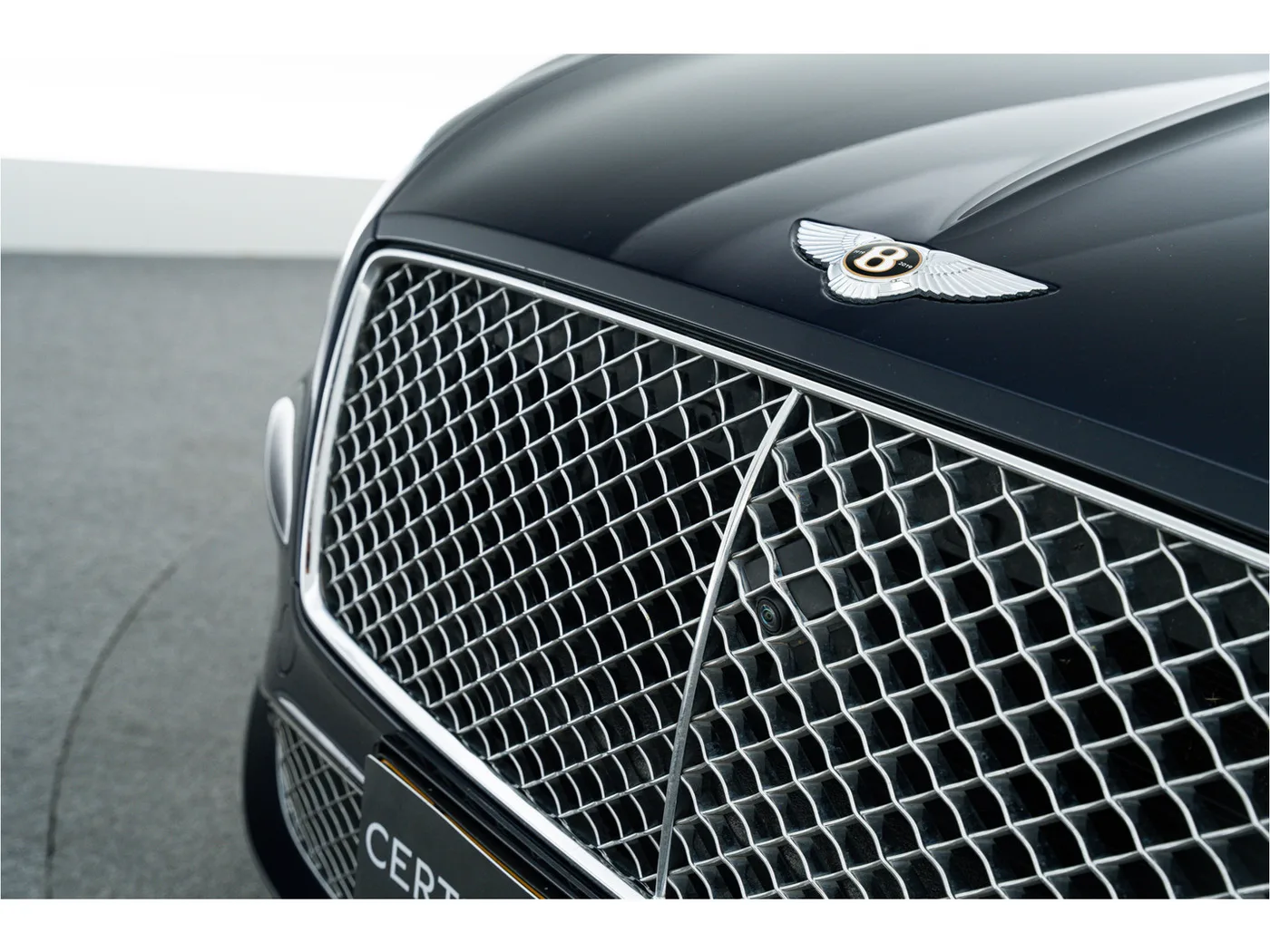 2020 Bentley Continental GT V8 offered by an official Bentley dealer in Rotterdam, Netherlands, photo 13 of 15