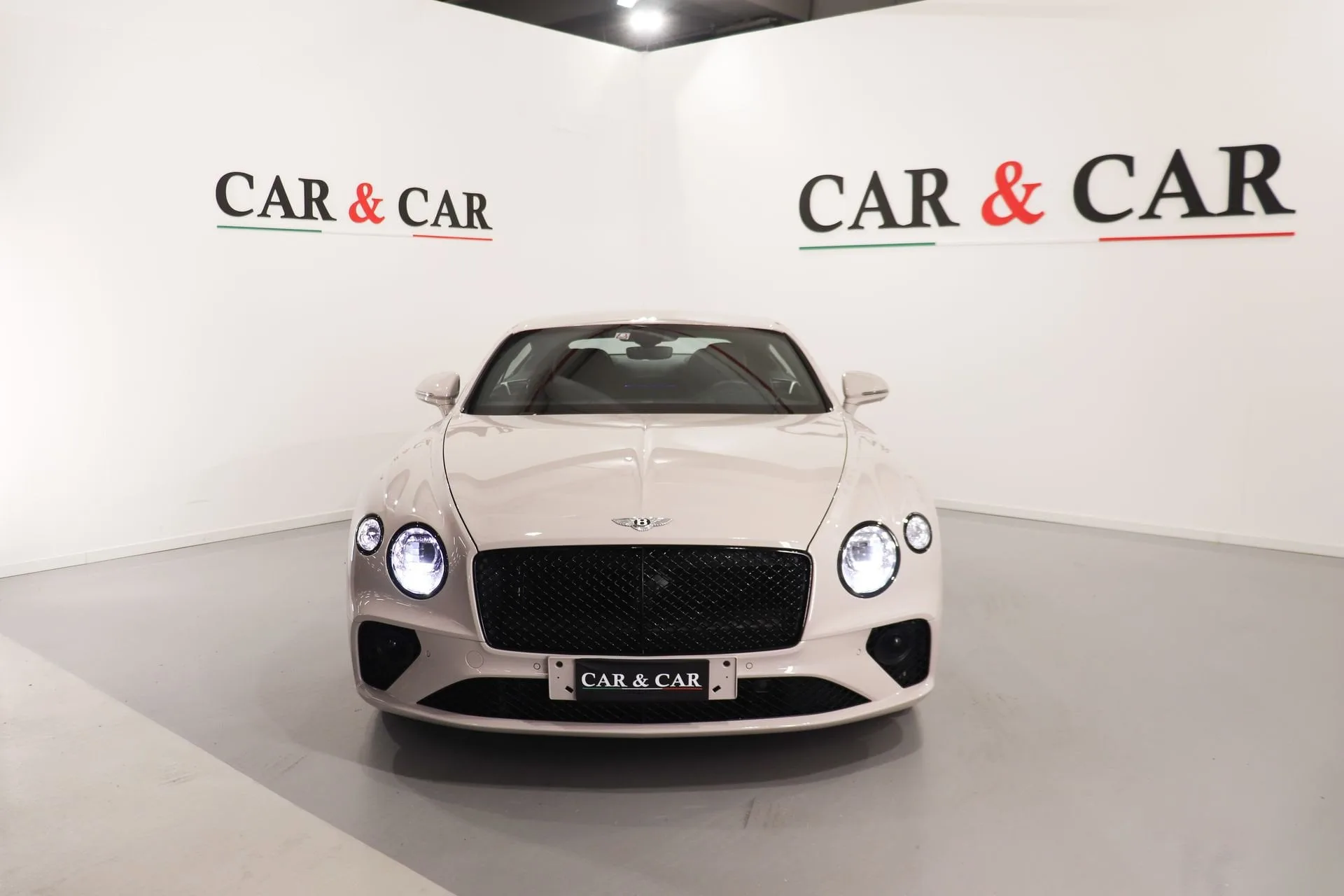 2020 Bentley Continental GT V8, 3/13