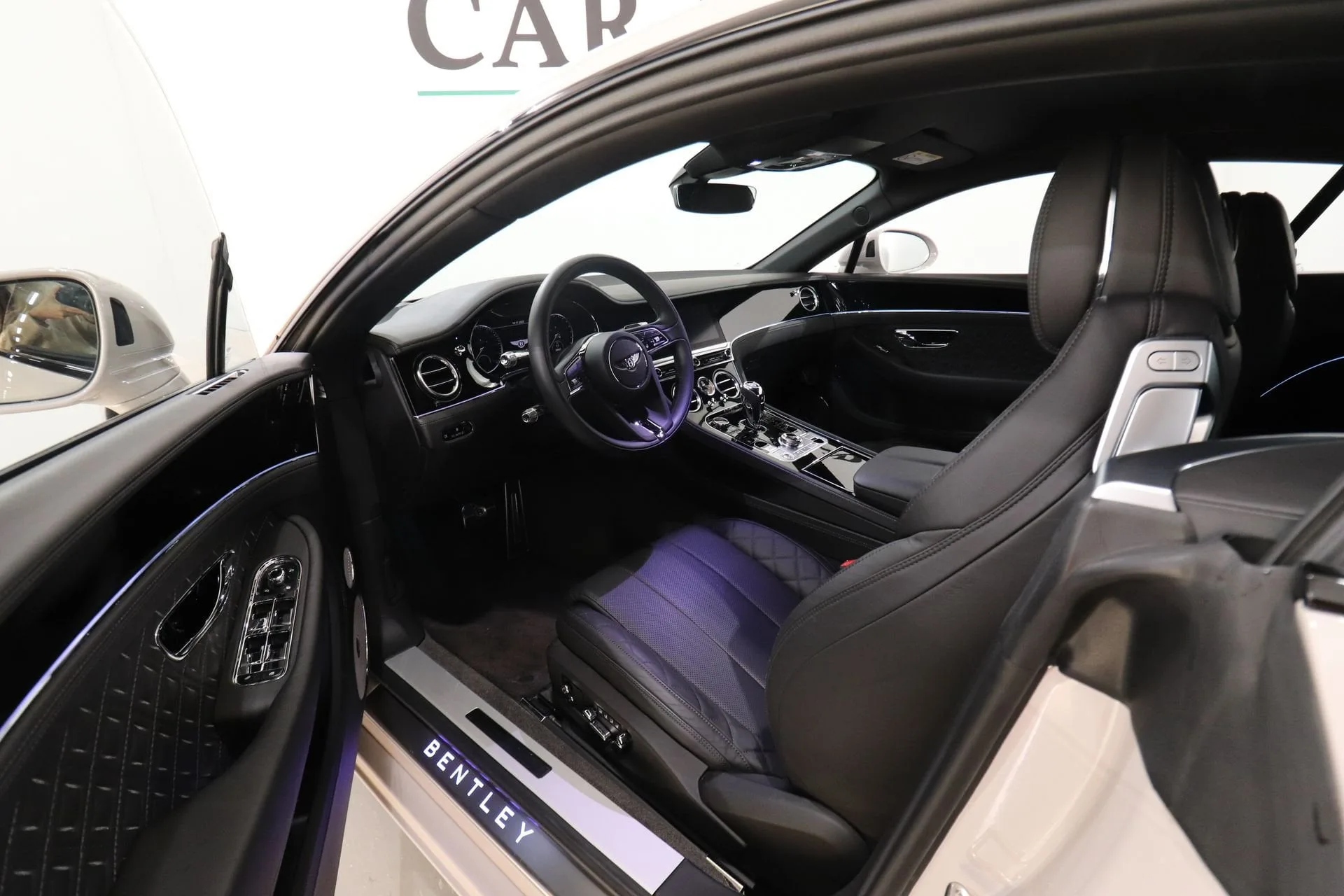 2020 Bentley Continental GT V8, 8/13