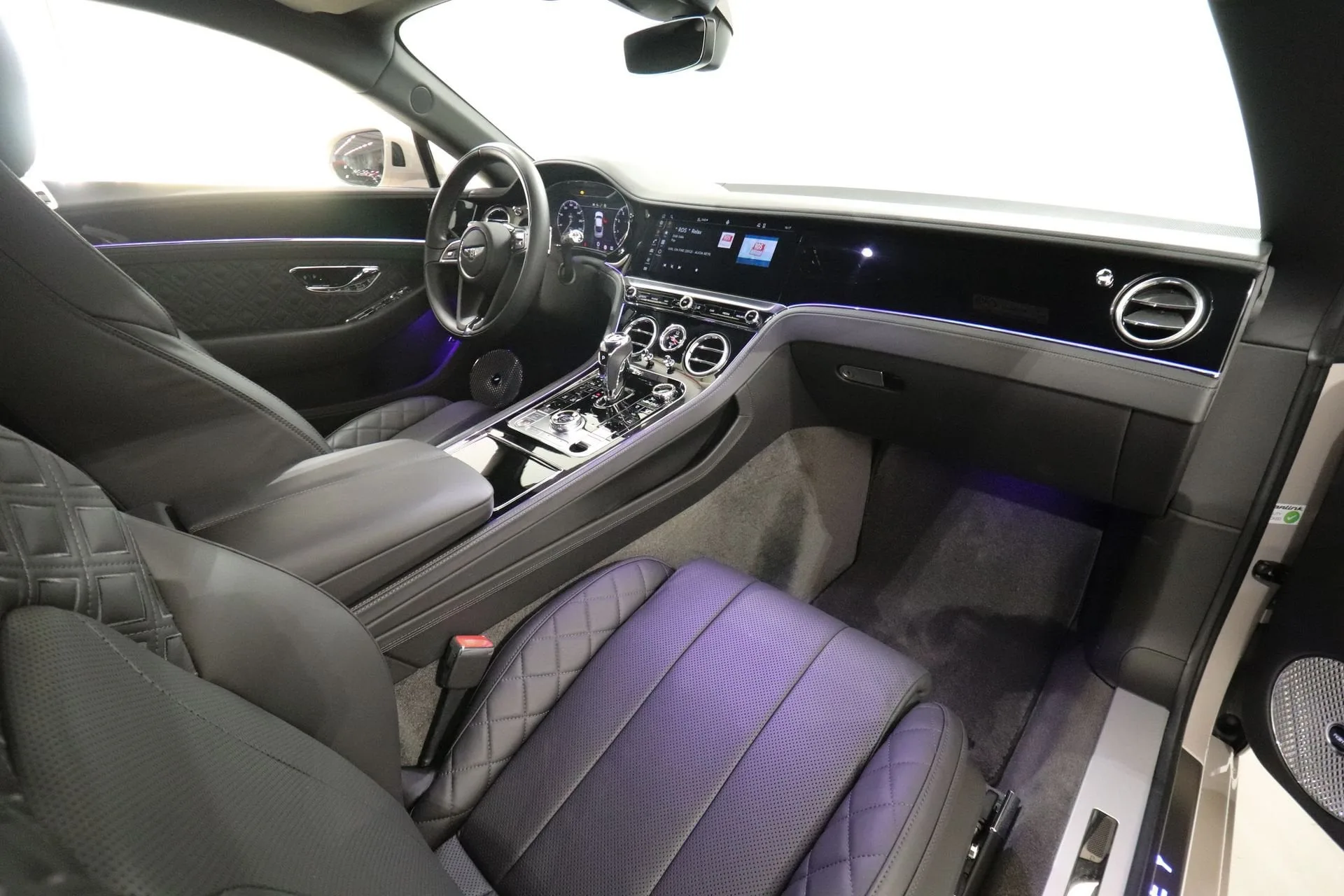 2020 Bentley Continental GT V8, 10/13