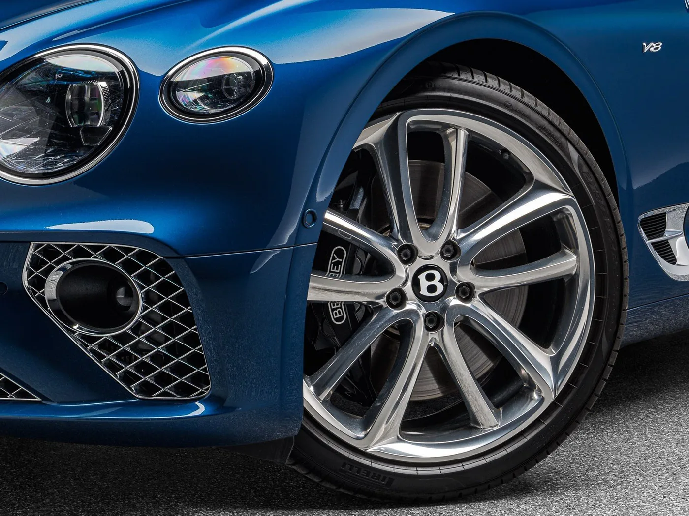 2020 Bentley Continental GT V8 proposée par un concessionnaire spécialisé à Böblingen, Allemagne, photo 7 sur 15