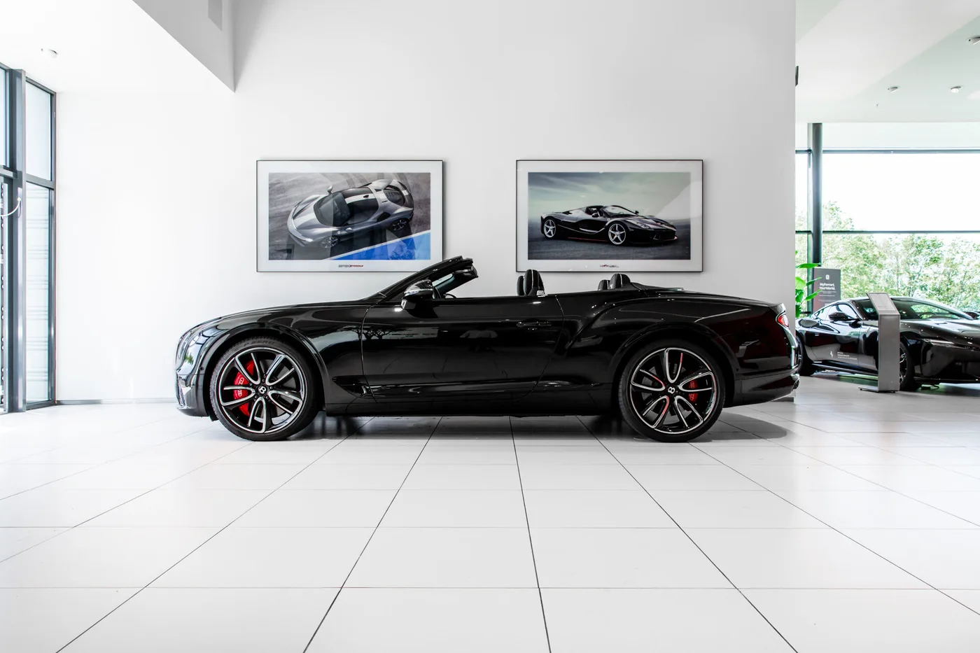 2020 Bentley Continental GTC V8 angeboten von einem Fachhändler in Hengelo, Niederlande, Foto 2 von 15