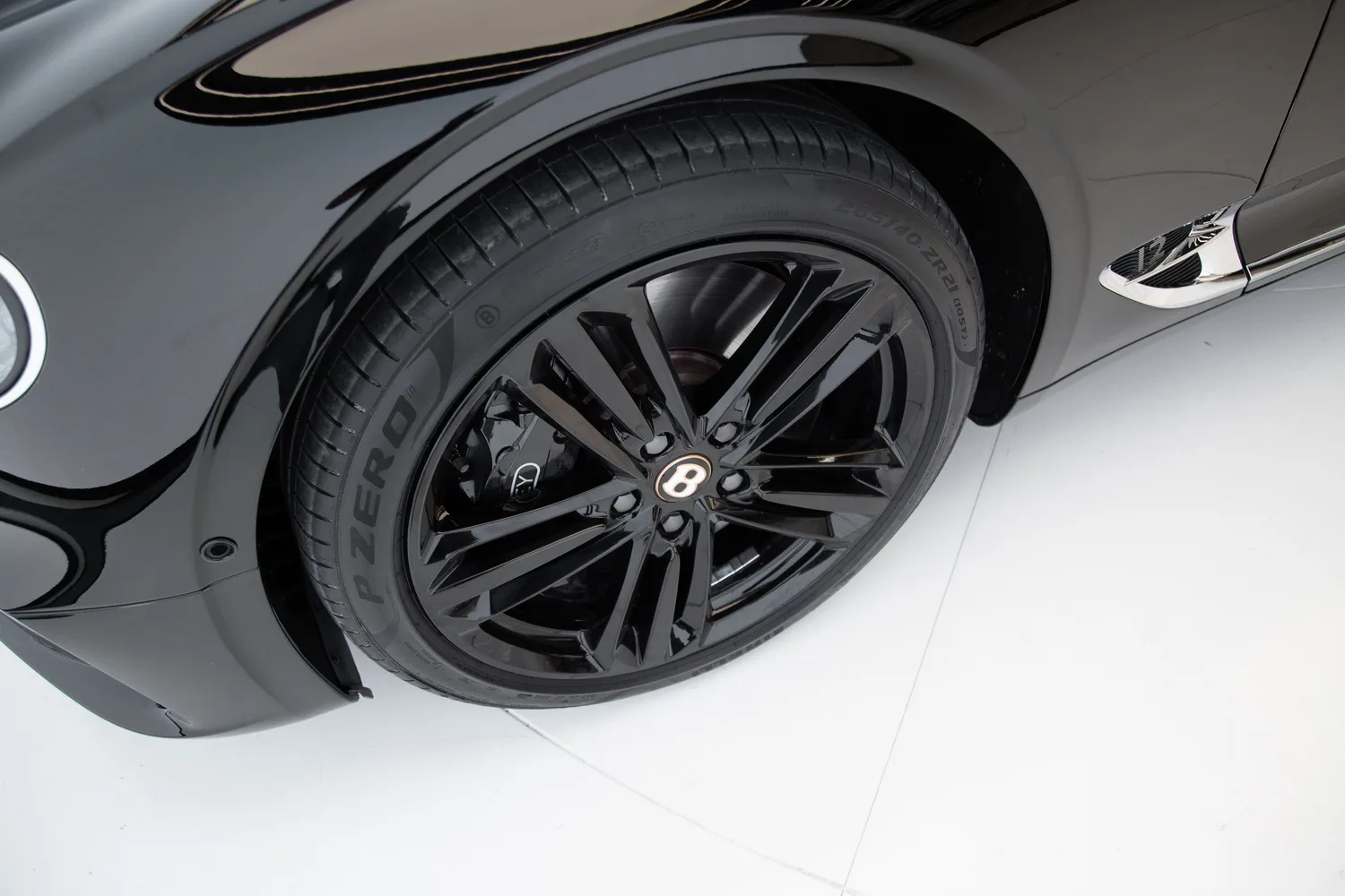 2020 Bentley Continental GTC W12, 15/16
