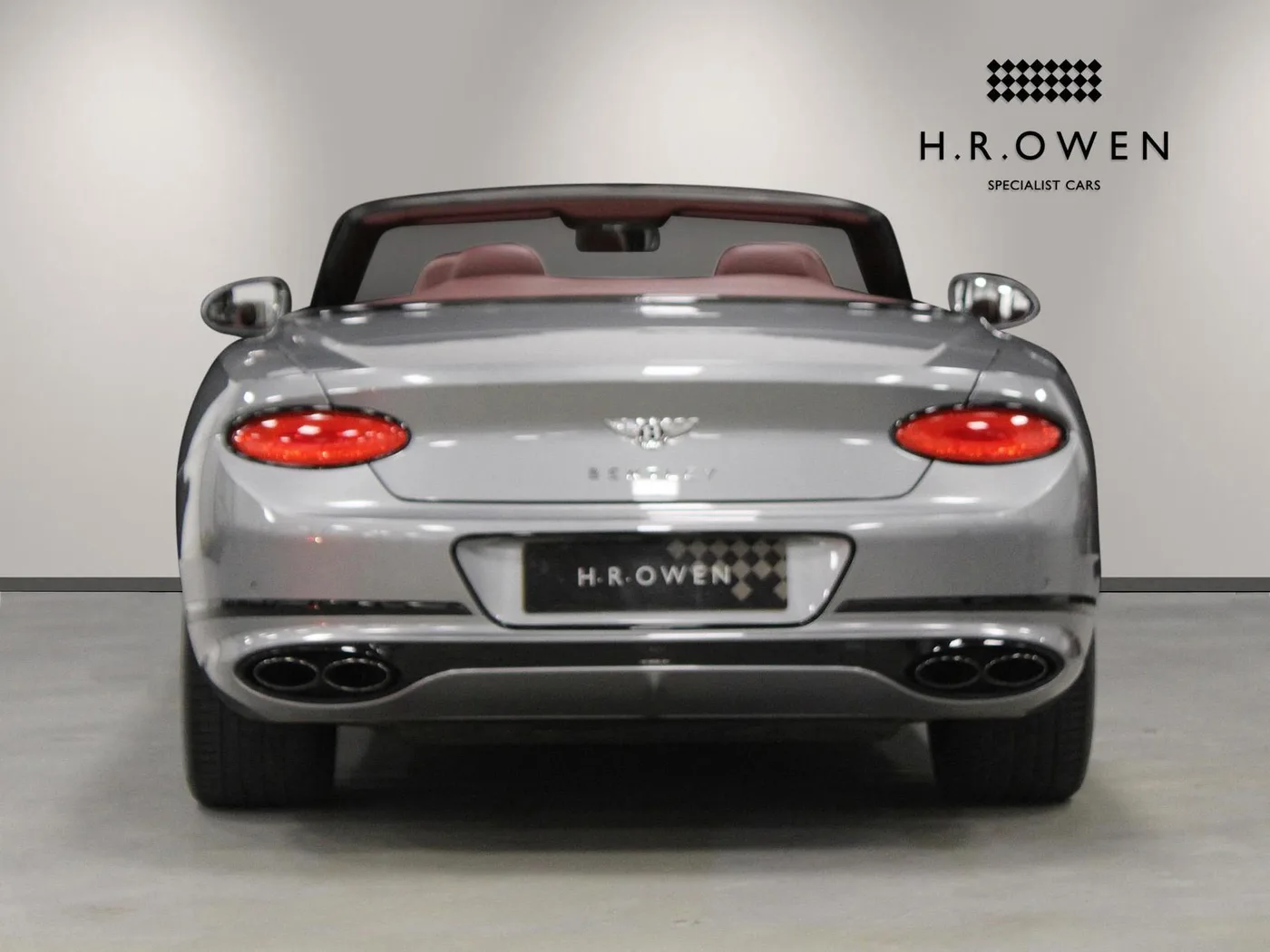2020 Bentley Continental GTC V8 proposée par un groupe de concessions agréées à Cheltenham, Royaume-Uni, photo 11 sur 25