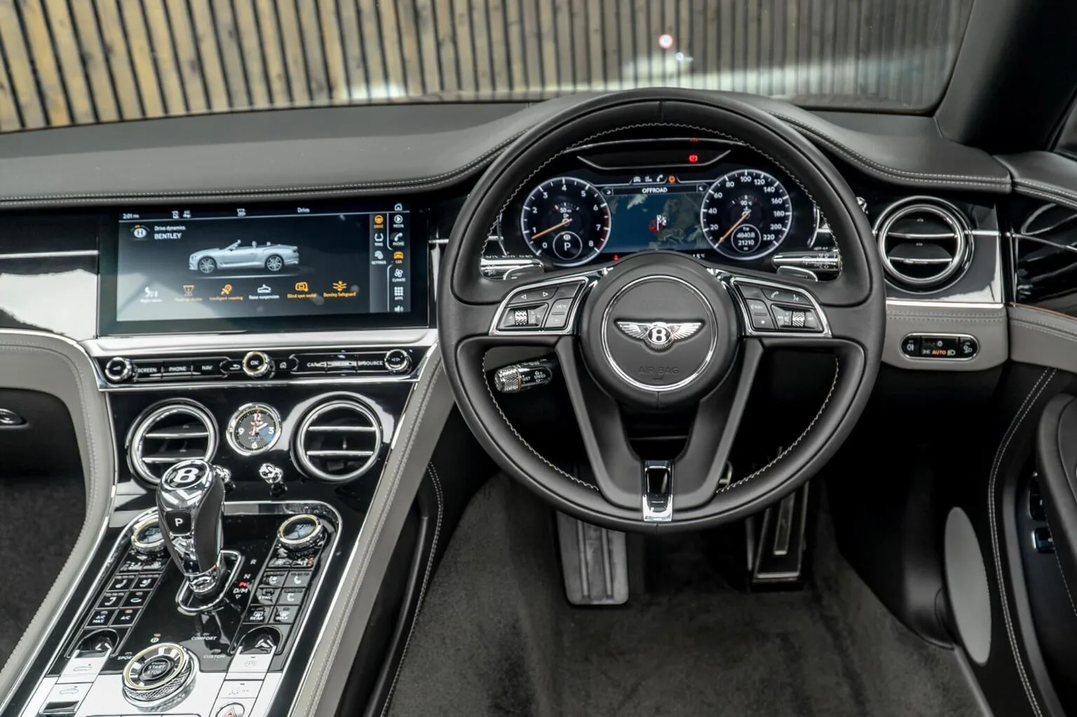 2020 Bentley Continental GTC W12, 26/30