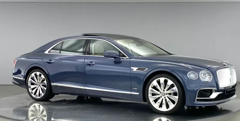 2020 Bentley Flying Spur, 2/30