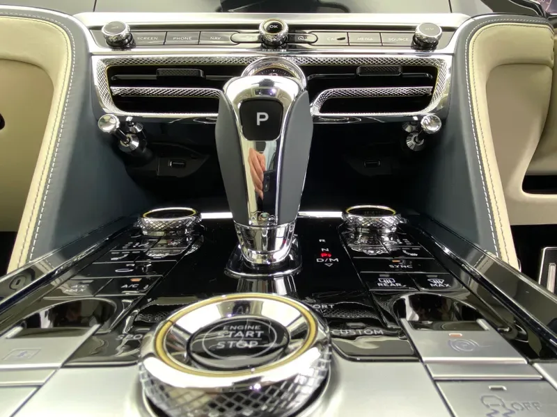 2020 Bentley Flying Spur, 25/30