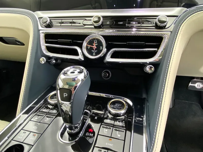 2020 Bentley Flying Spur, 26/30