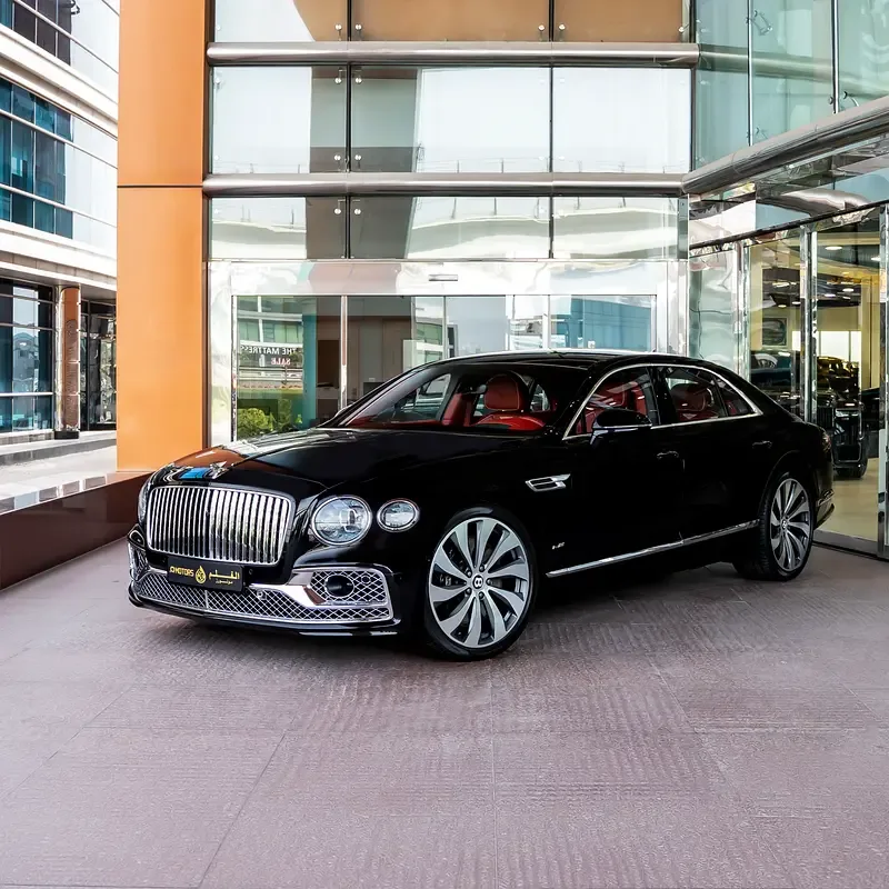 2020 Bentley Flying Spur W12 proposta da un concessionario specializzato a Dubai, Emirati Arabi Uniti, foto principale