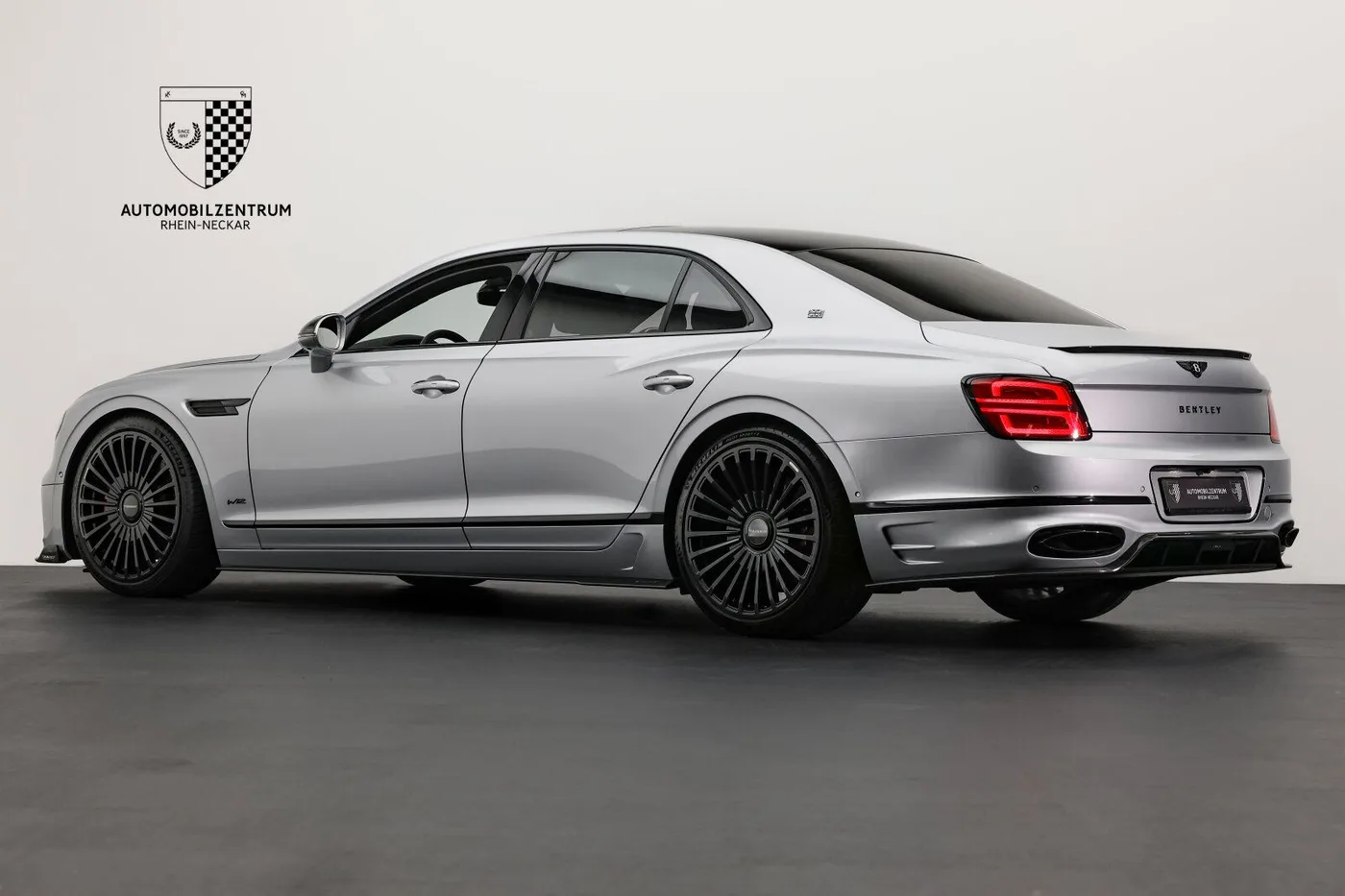 2020 Bentley Flying Spur W12 angeboten von einem Supersportwagenhändler in Viernheim, Deutschland, Foto 5 von 25