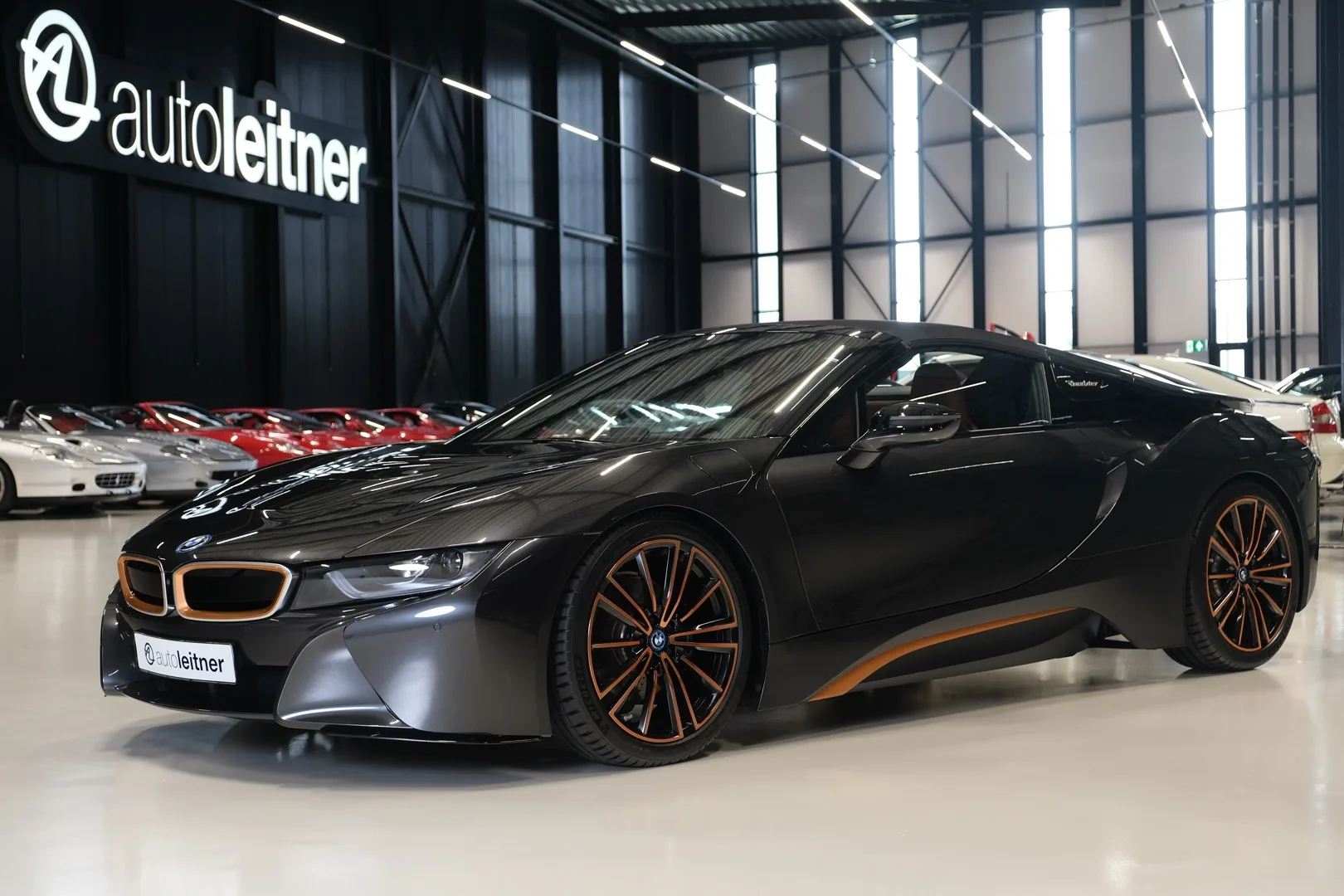 2020 BMW i8 angeboten von einem Oldtimerhändler in Alkmaar, Niederlande, Hauptfoto