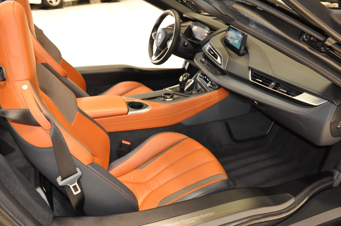 2020 BMW i8 offered by a collector car dealer in Alkmaar, Netherlands, photo 15 of 15
