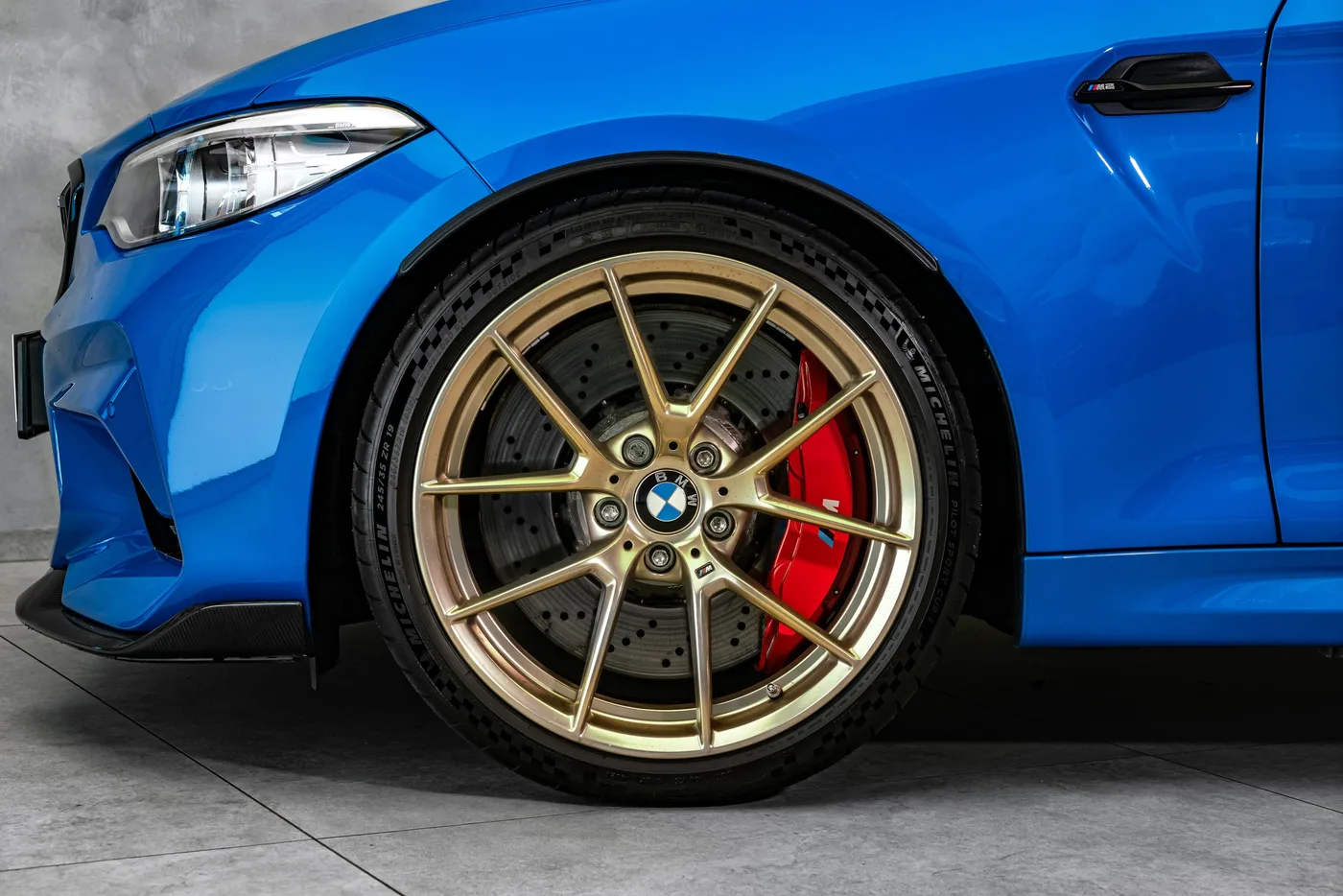2020 BMW M2 CS angeboten von einem Fachhändler in Ostrava, Tschechien, Foto 2 von 15