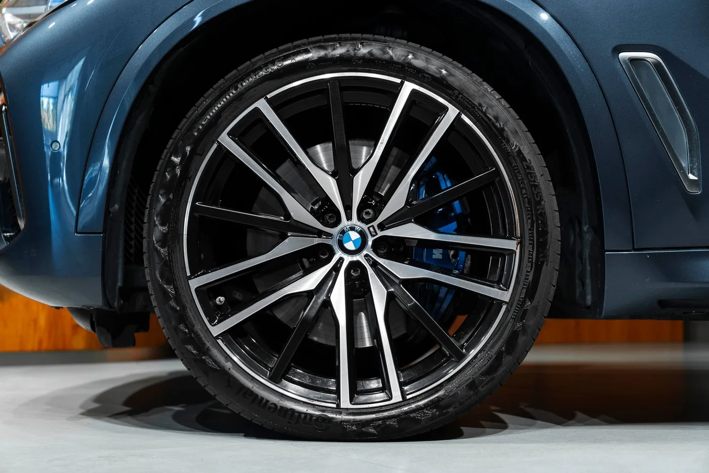 2020 BMW X5 M50d offered by a specialist dealer in Bratislava, Slovakia, photo 6 of 15