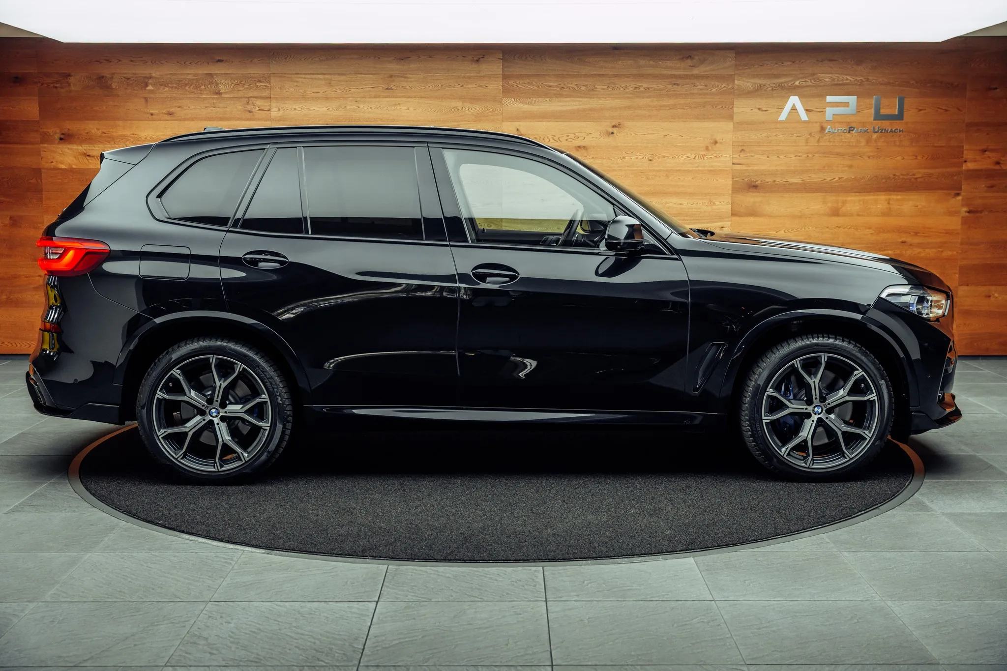 2020 BMW X5 M50i, 11/23