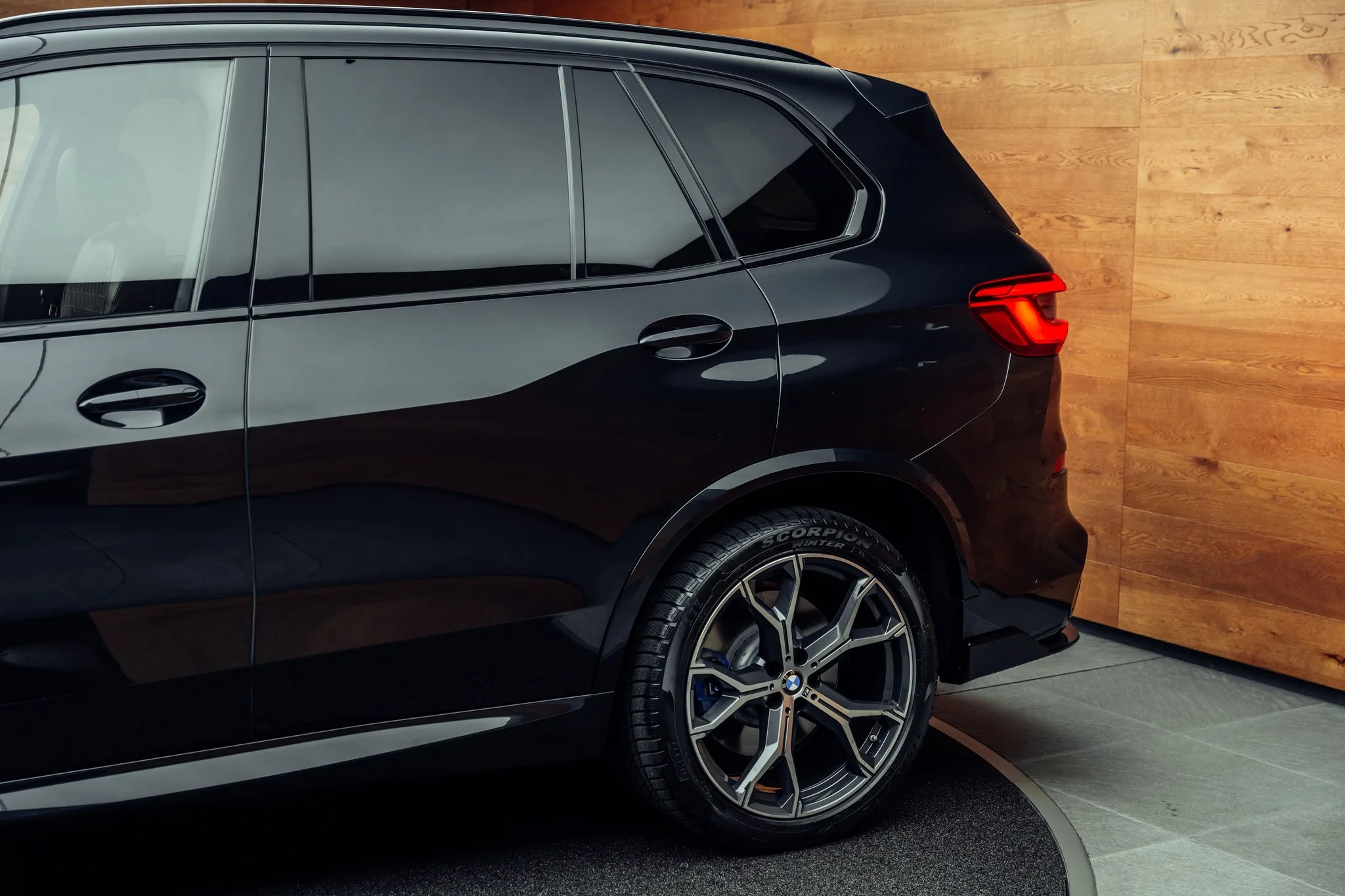 2020 BMW X5 M50i, 22/23