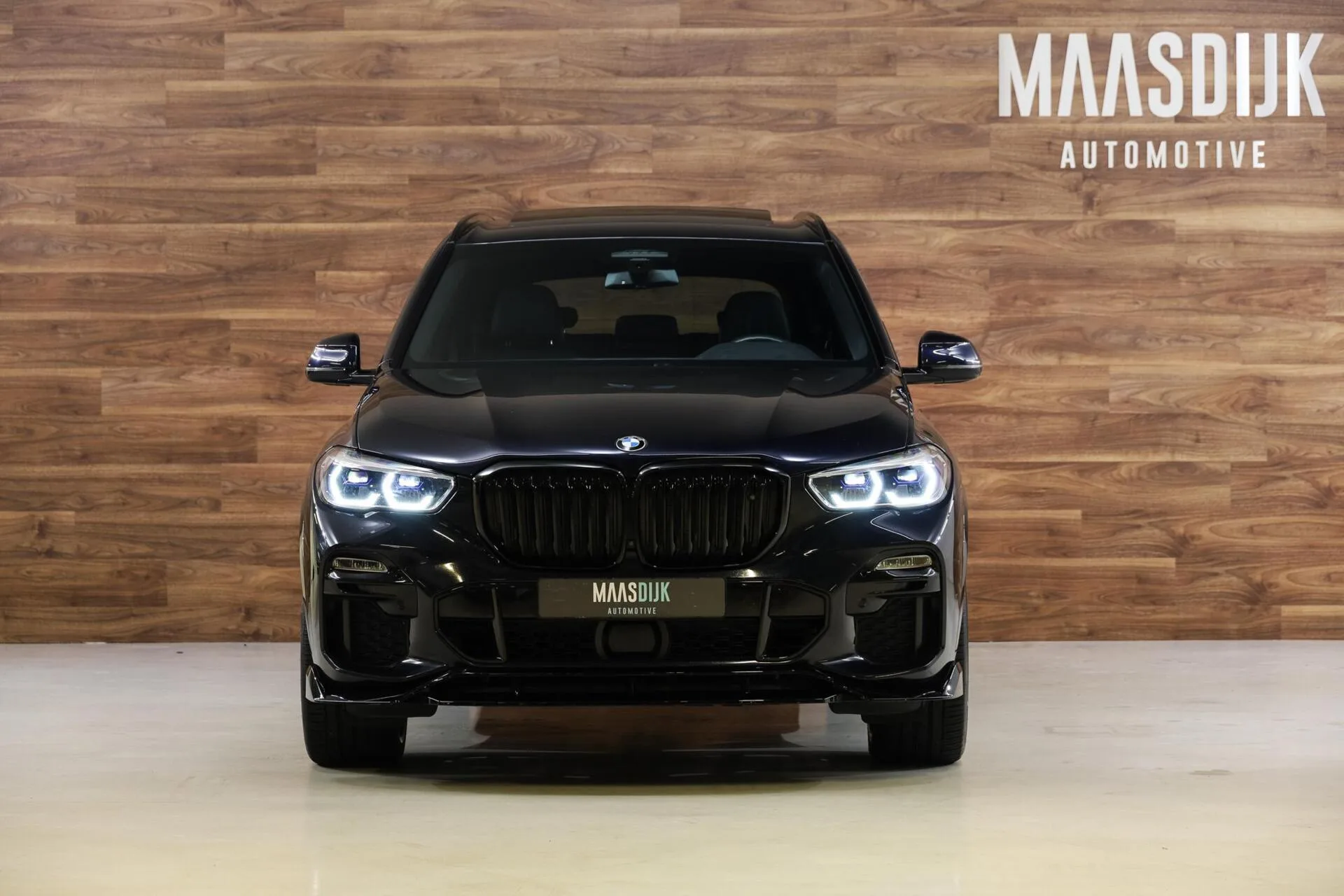 2020 BMW X5 xDrive45e, 2/30