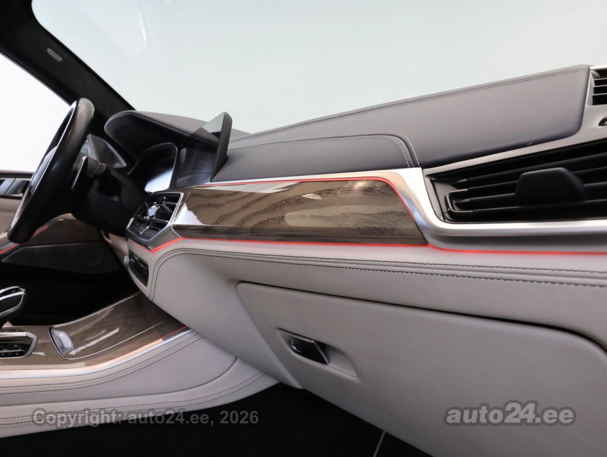 2020 BMW X5 xDrive45e, 20/30