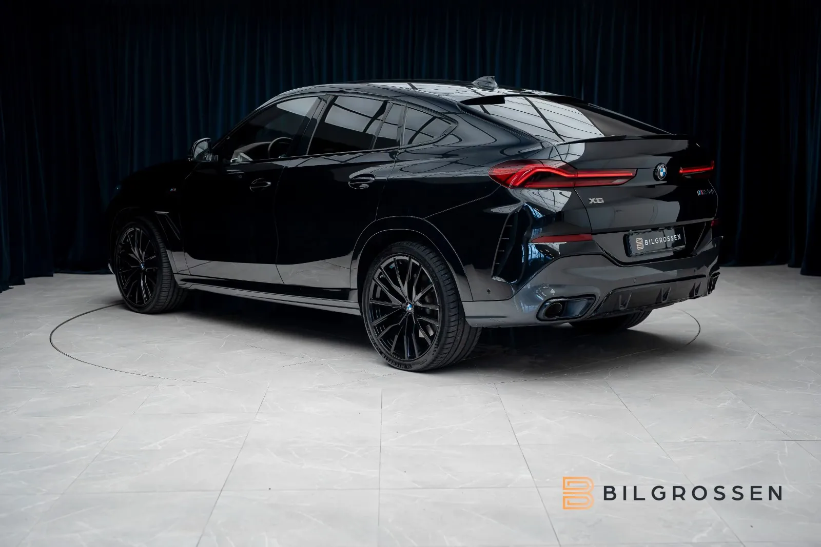 2020 BMW X6 M50d, 3/25