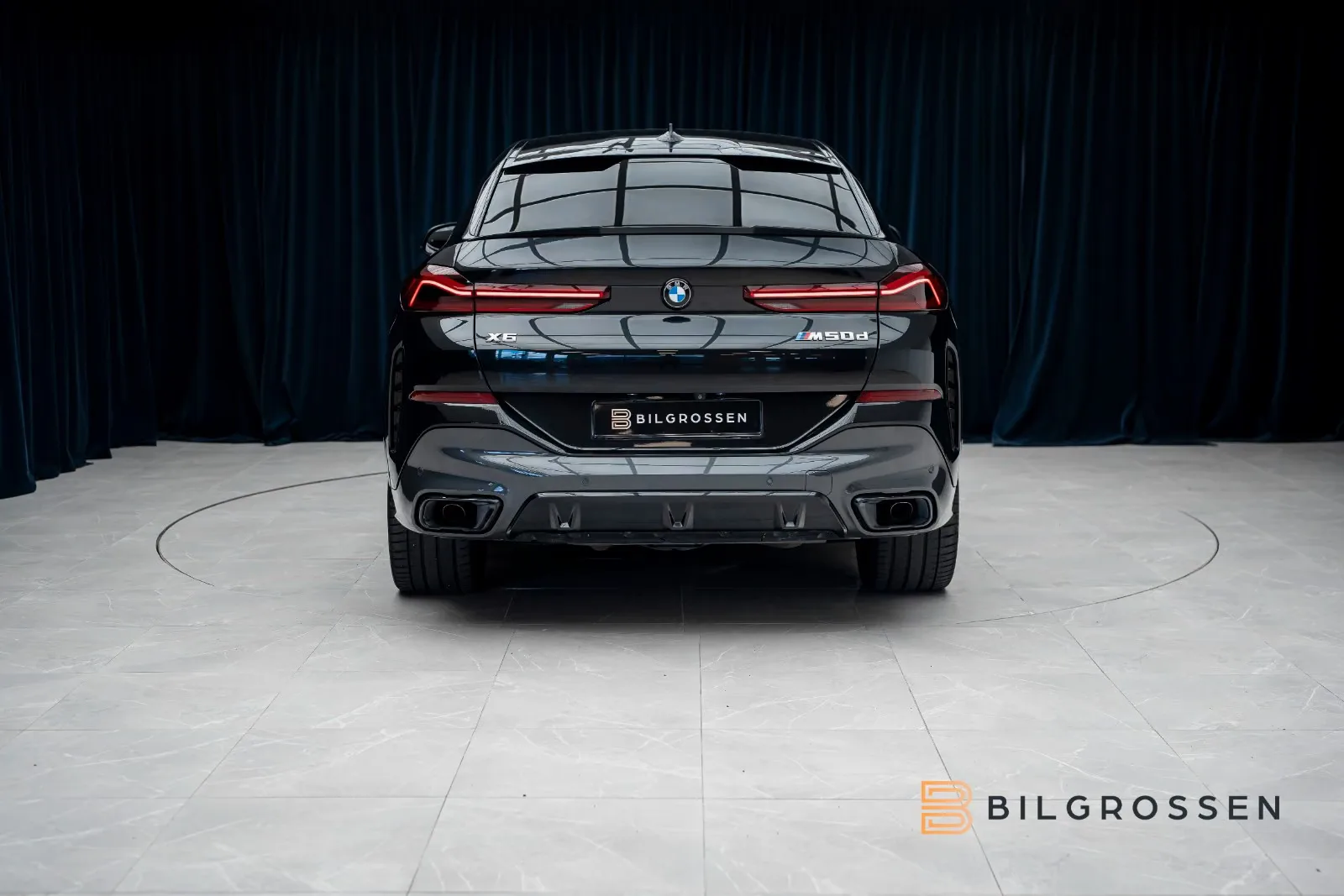 2020 BMW X6 M50d, 4/25