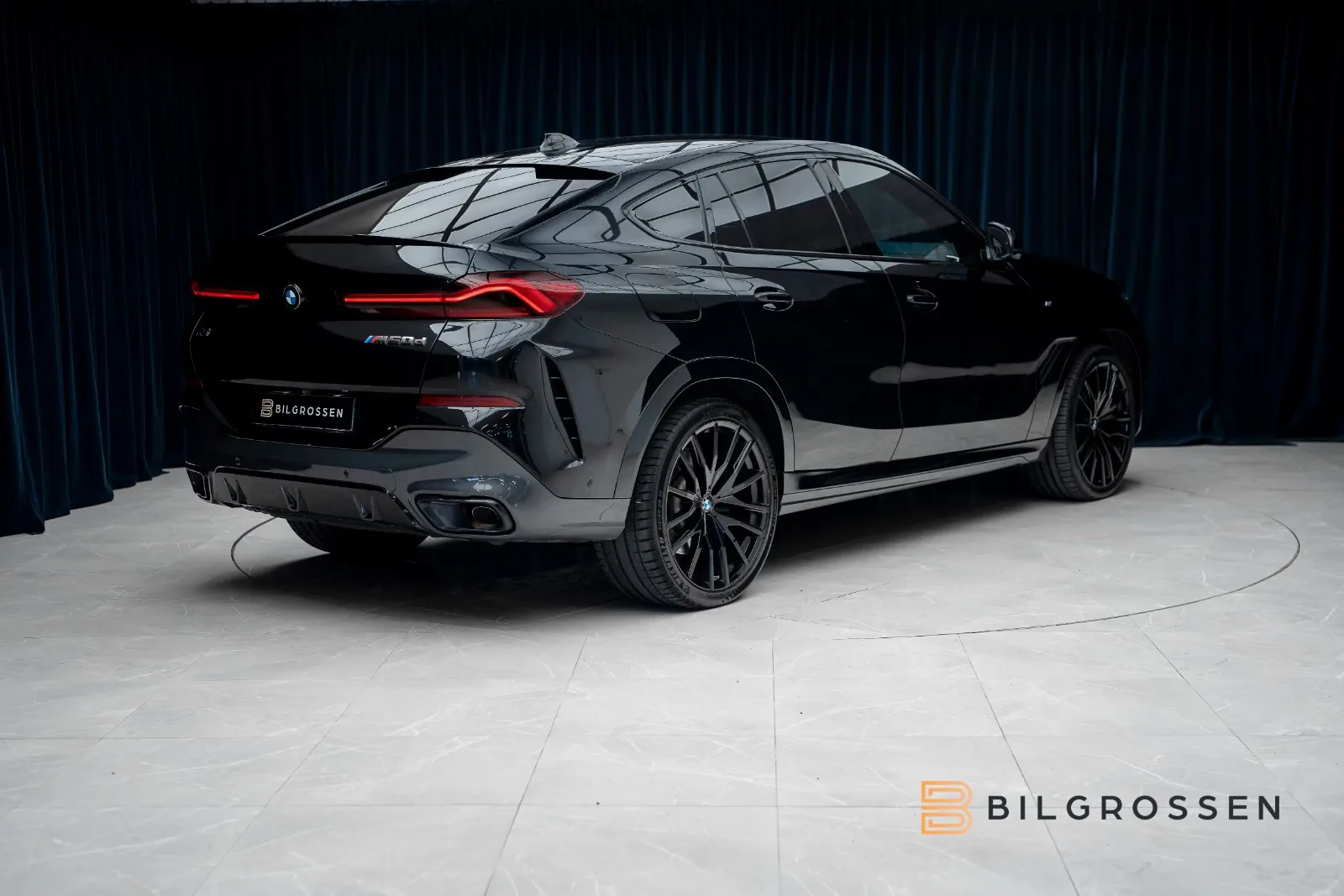 2020 BMW X6 M50d, 5/25