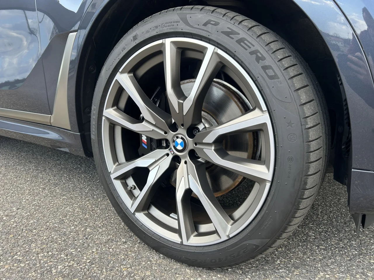 2020 BMW X7 M50d offered by a specialist dealer in Písek, Czechia, photo 9 of 39