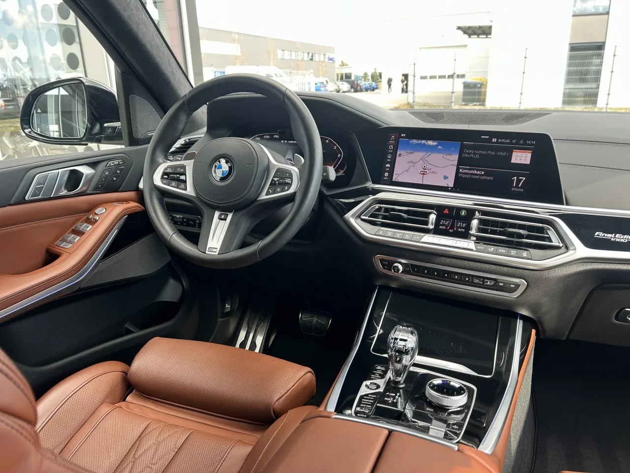 2020 BMW X7 M50d offered by a specialist dealer in Písek, Czechia, photo 13 of 39