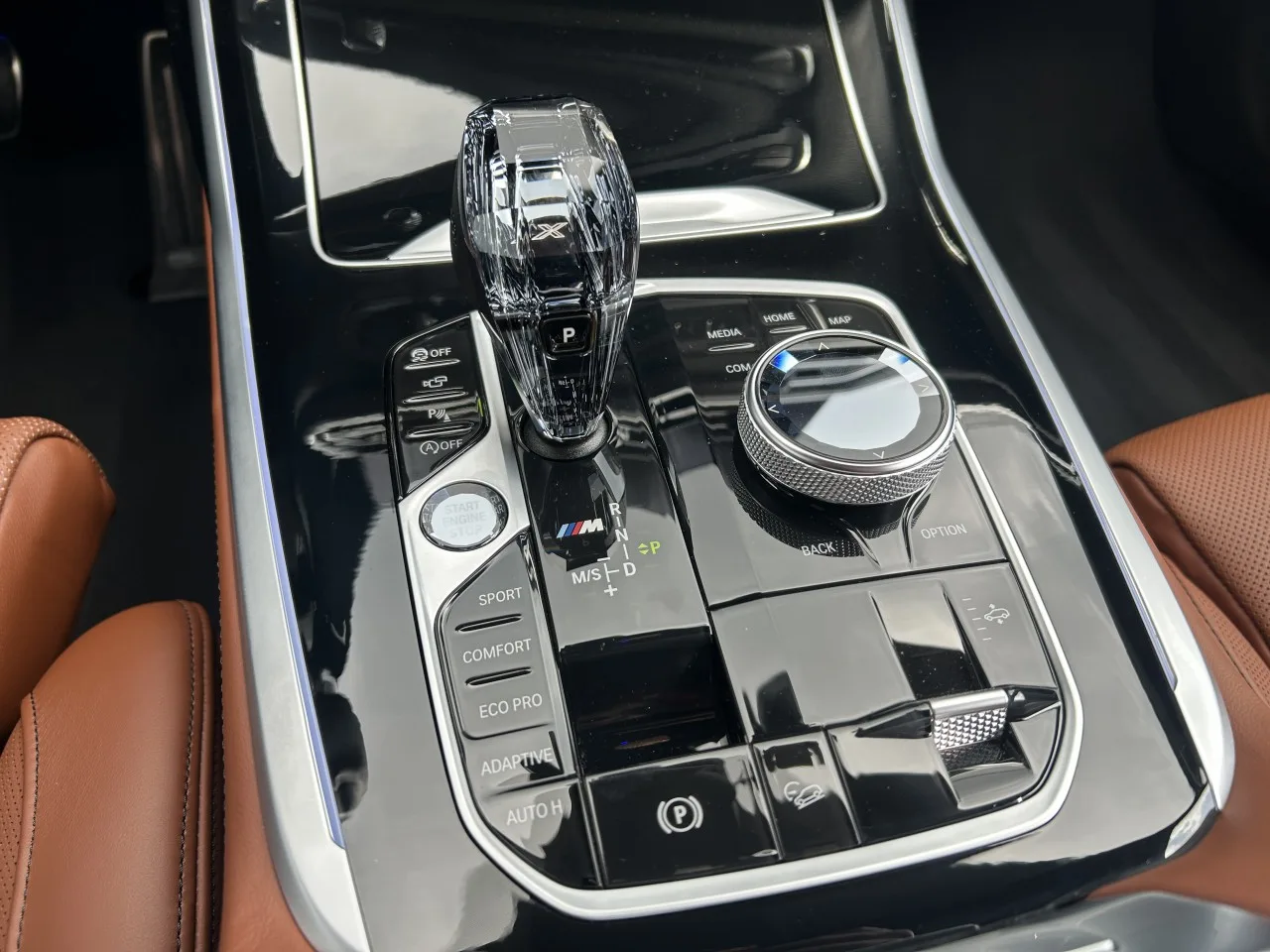 2020 BMW X7 M50d offered by a specialist dealer in Písek, Czechia, photo 21 of 39