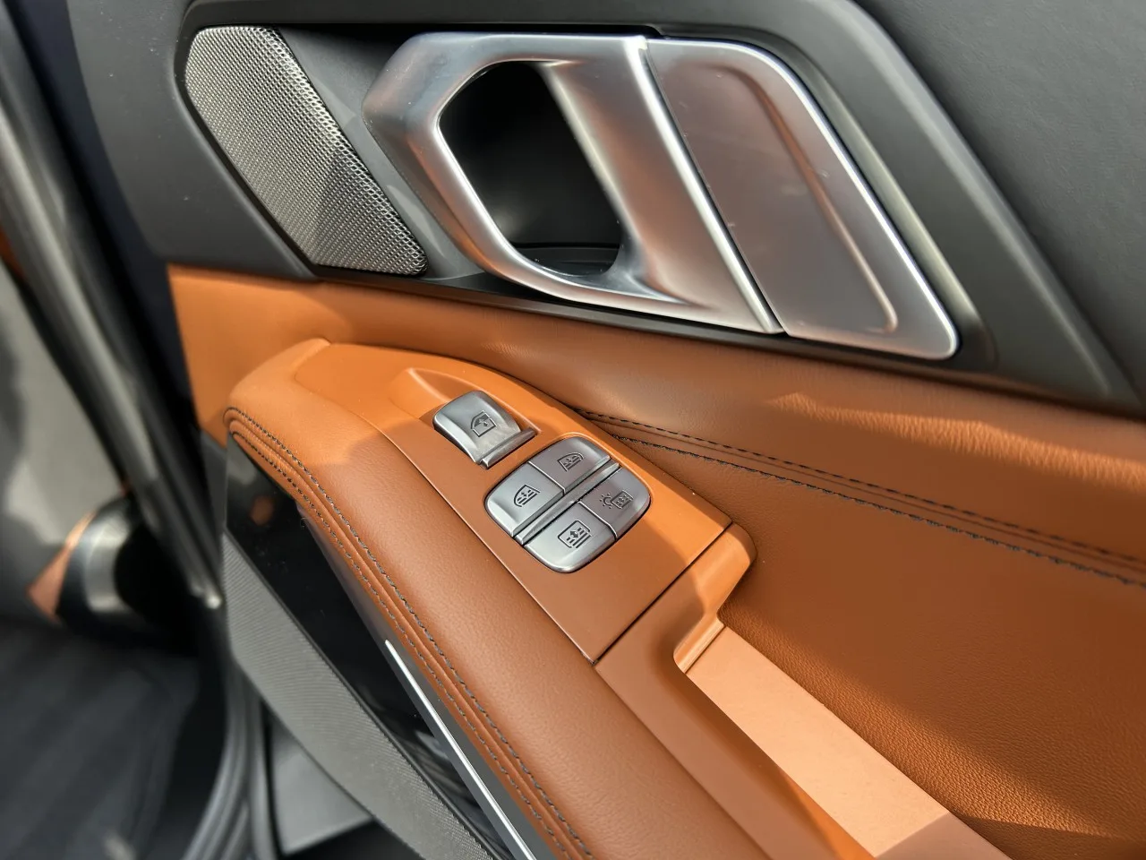 2020 BMW X7 M50d offered by a specialist dealer in Písek, Czechia, photo 33 of 39