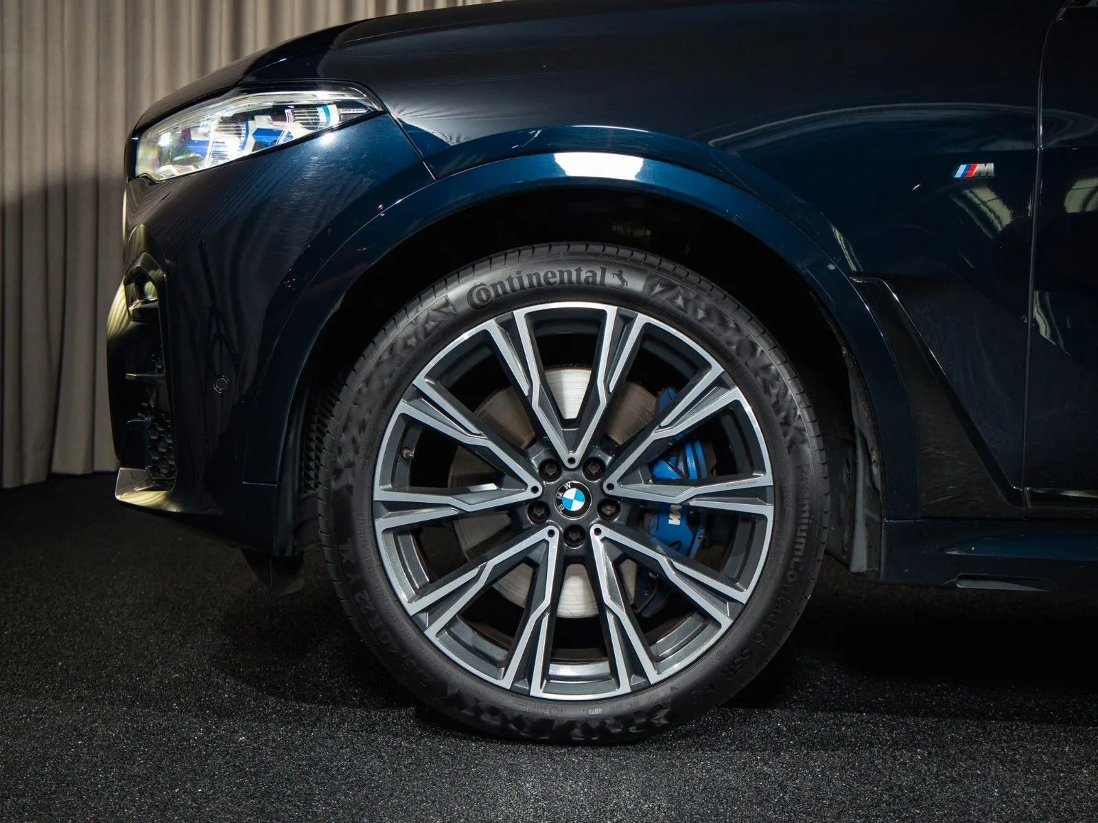 2020 BMW X7 M50i, 4/24