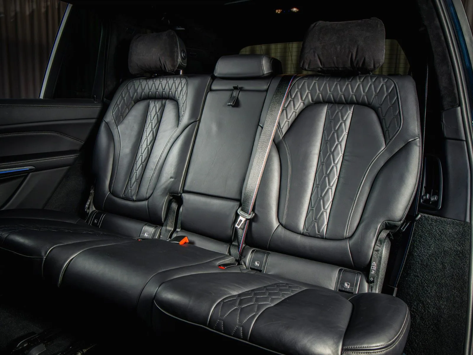 2020 BMW X7 M50i, 10/24