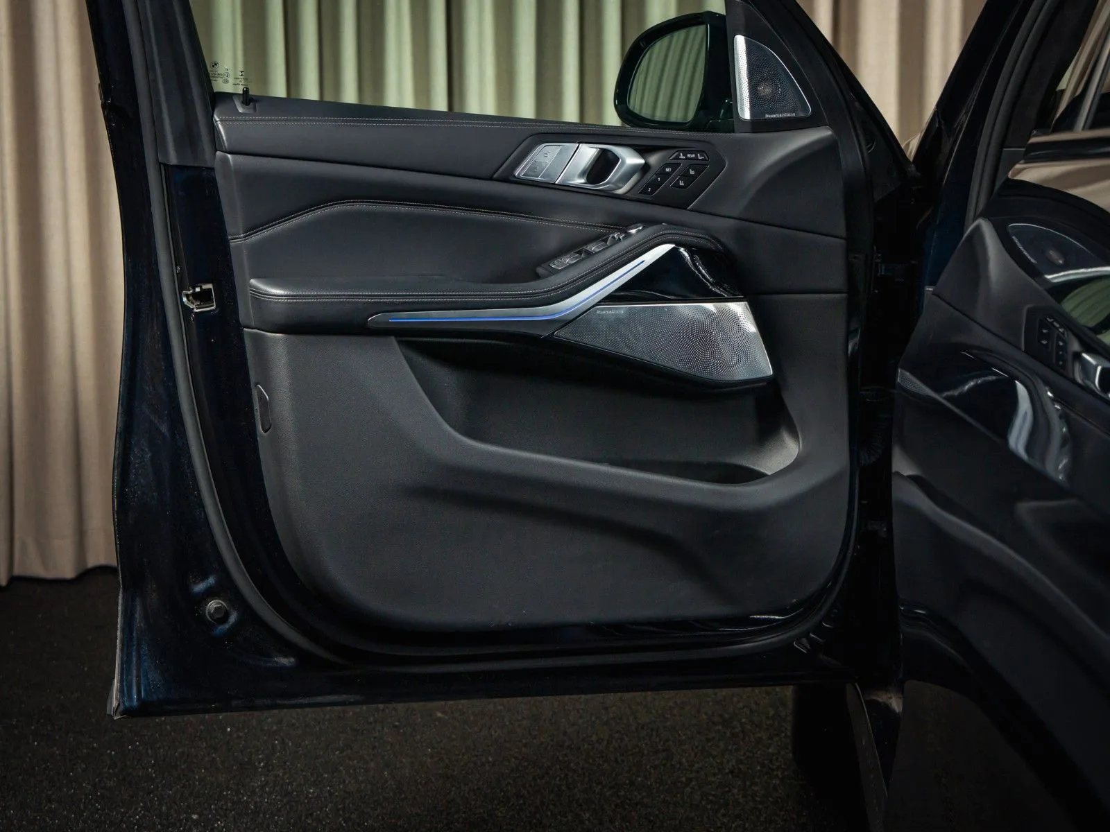 2020 BMW X7 M50i, 13/24