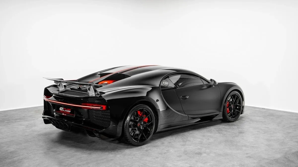 2020 Bugatti Chiron Sport angeboten von einem Fachhändler in Dubai, Vereinigte Arabische Emirate, Foto 3 von 25