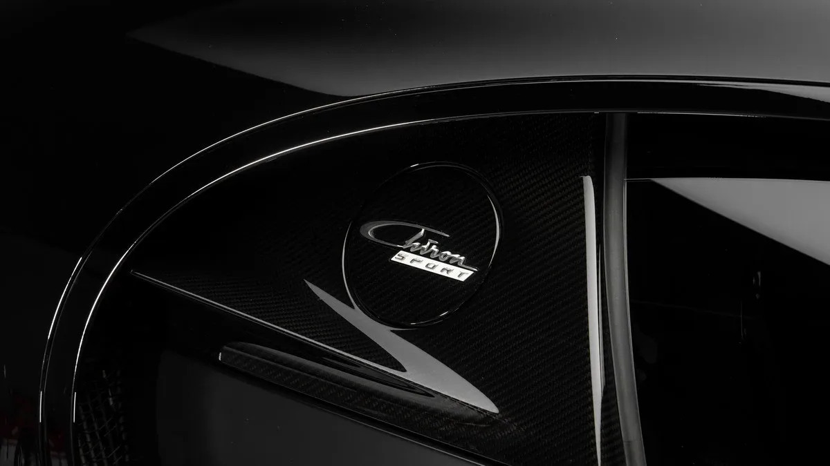 2020 Bugatti Chiron Sport angeboten von einem Fachhändler in Dubai, Vereinigte Arabische Emirate, Foto 25 von 25