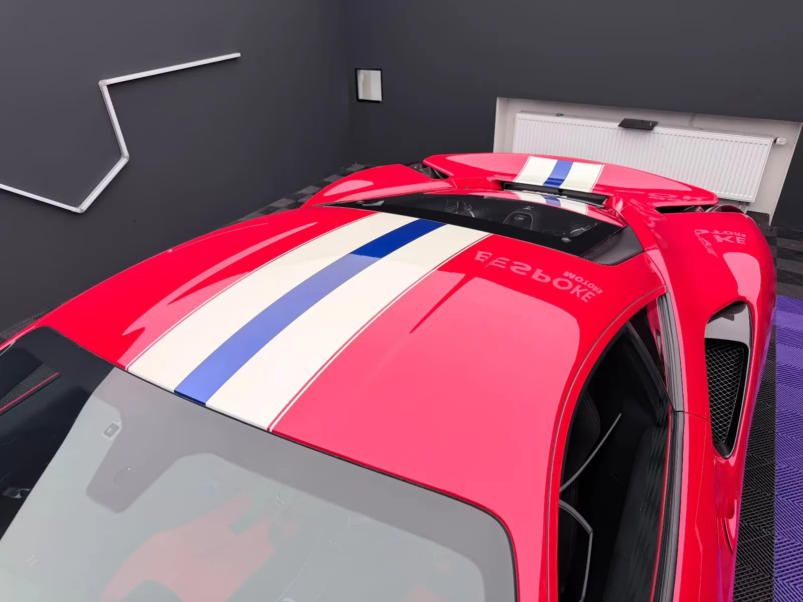 2020 Ferrari 488 Pista, 7/24