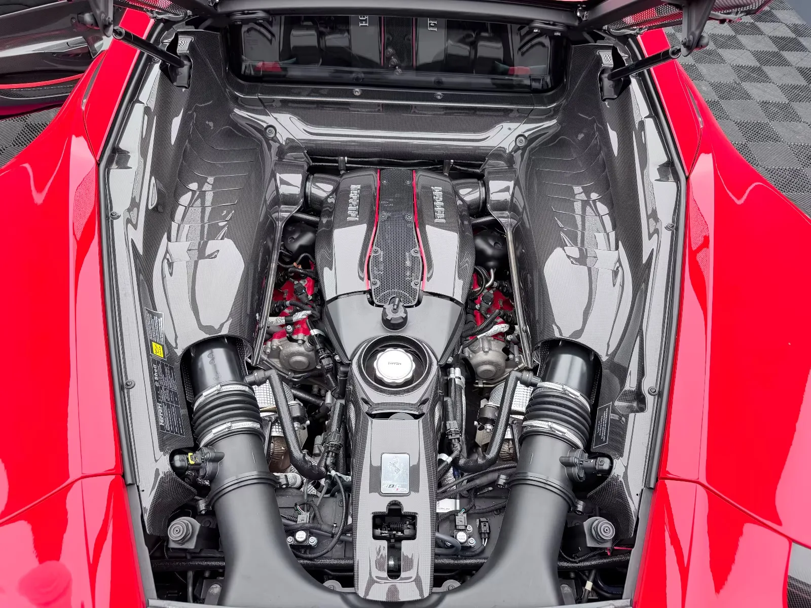 2020 Ferrari 488 Pista, 10/24