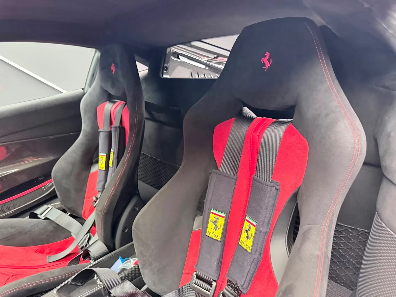2020 Ferrari 488 Pista, 13/24