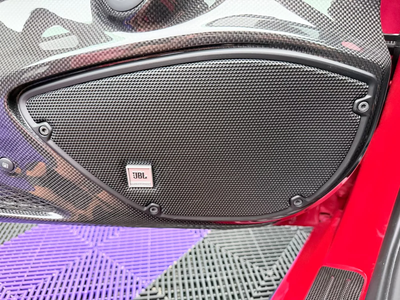 2020 Ferrari 488 Pista, 19/24